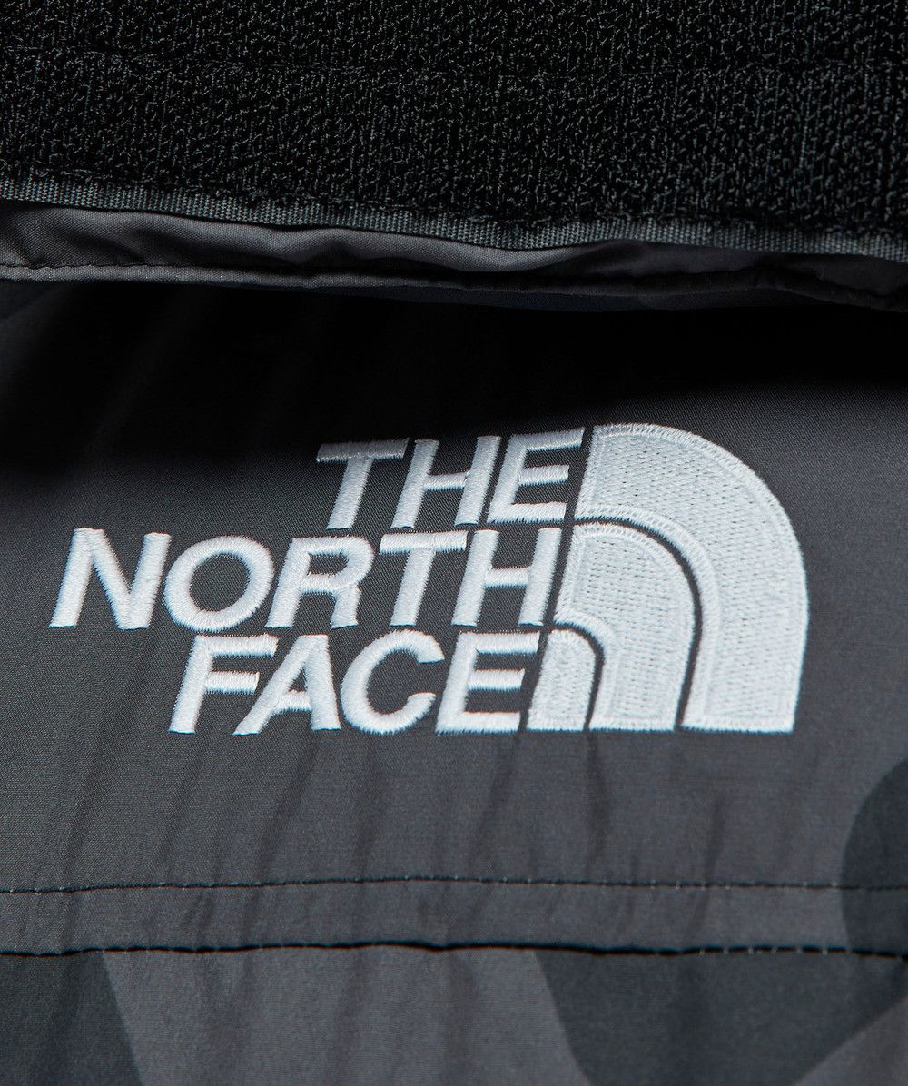 Kaws × The North Face XX KAWS retro 1994 himalayan parka BLACK Size US L / EU 52-54 / 3 - 6 Thumbnail