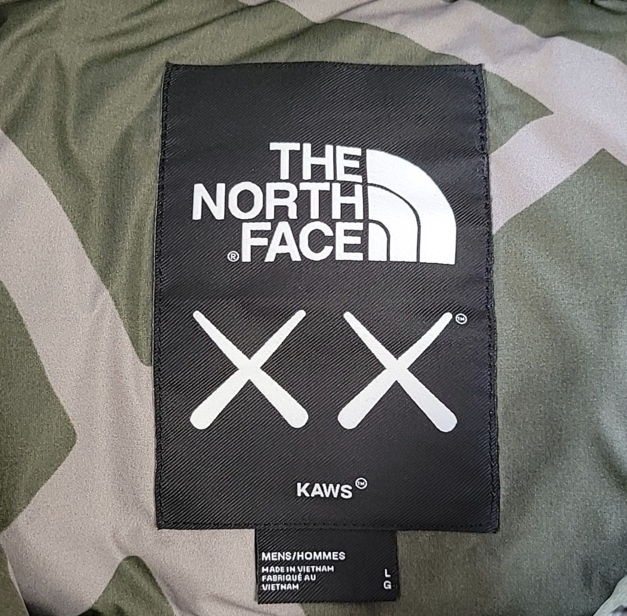 Kaws × The North Face XX KAWS retro 1994 himalayan parka BLACK Size US L / EU 52-54 / 3 - 21 Thumbnail