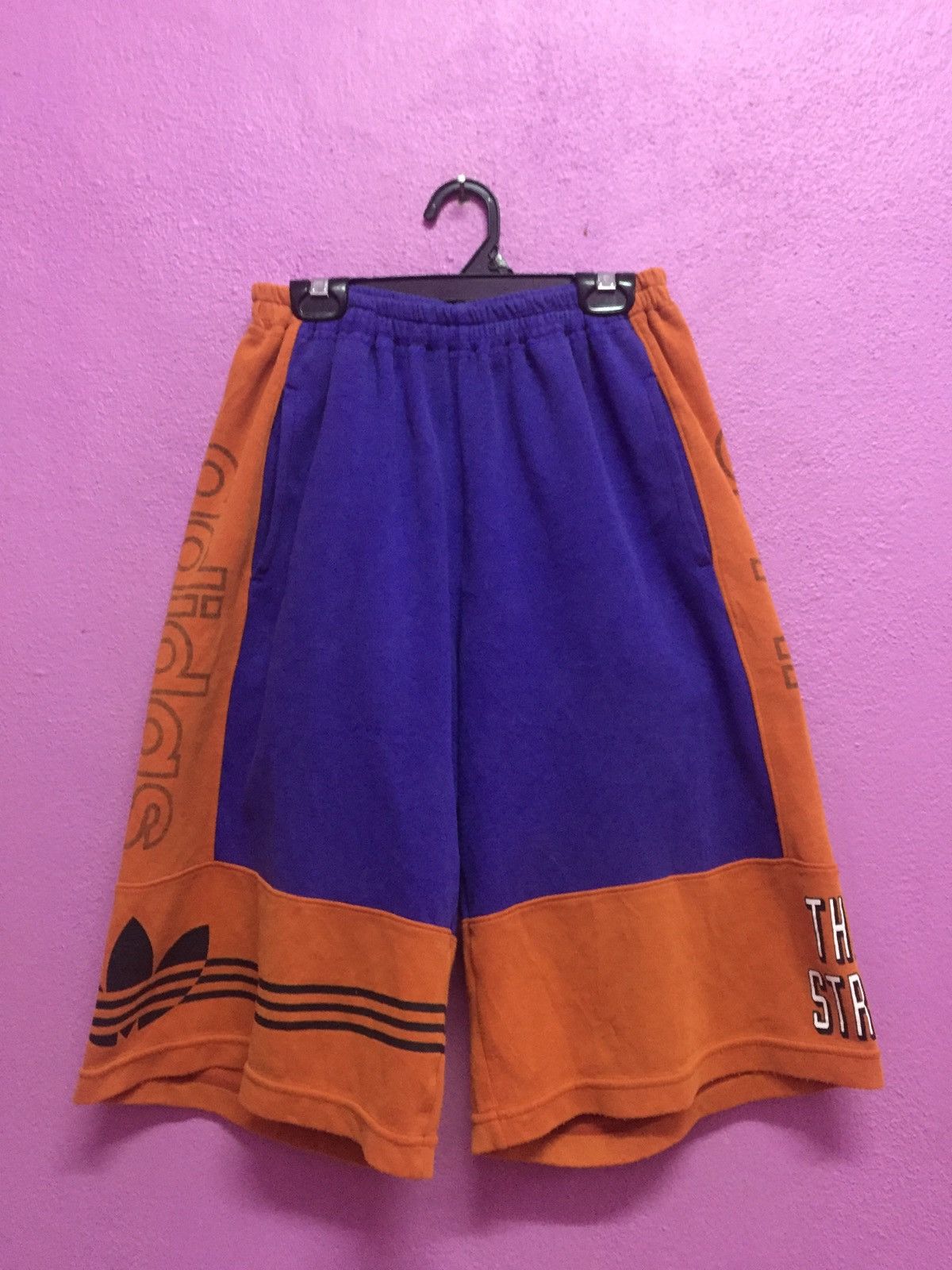 Adidas Adidas Quarter Pants Size US 26 / EU 42 - 1 Thumbnail