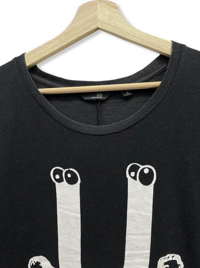 Uniqlo Iconic Punk Crossbone Faded Black T-Shirt Size US M / EU 48-50 / 2 - 3 Thumbnail
