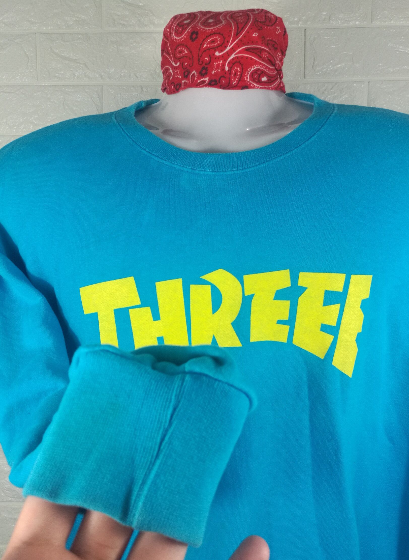 Japanese Brand Vintage Japanese Brand Threee Sweatshirt Size US L / EU 52-54 / 3 - 6 Thumbnail