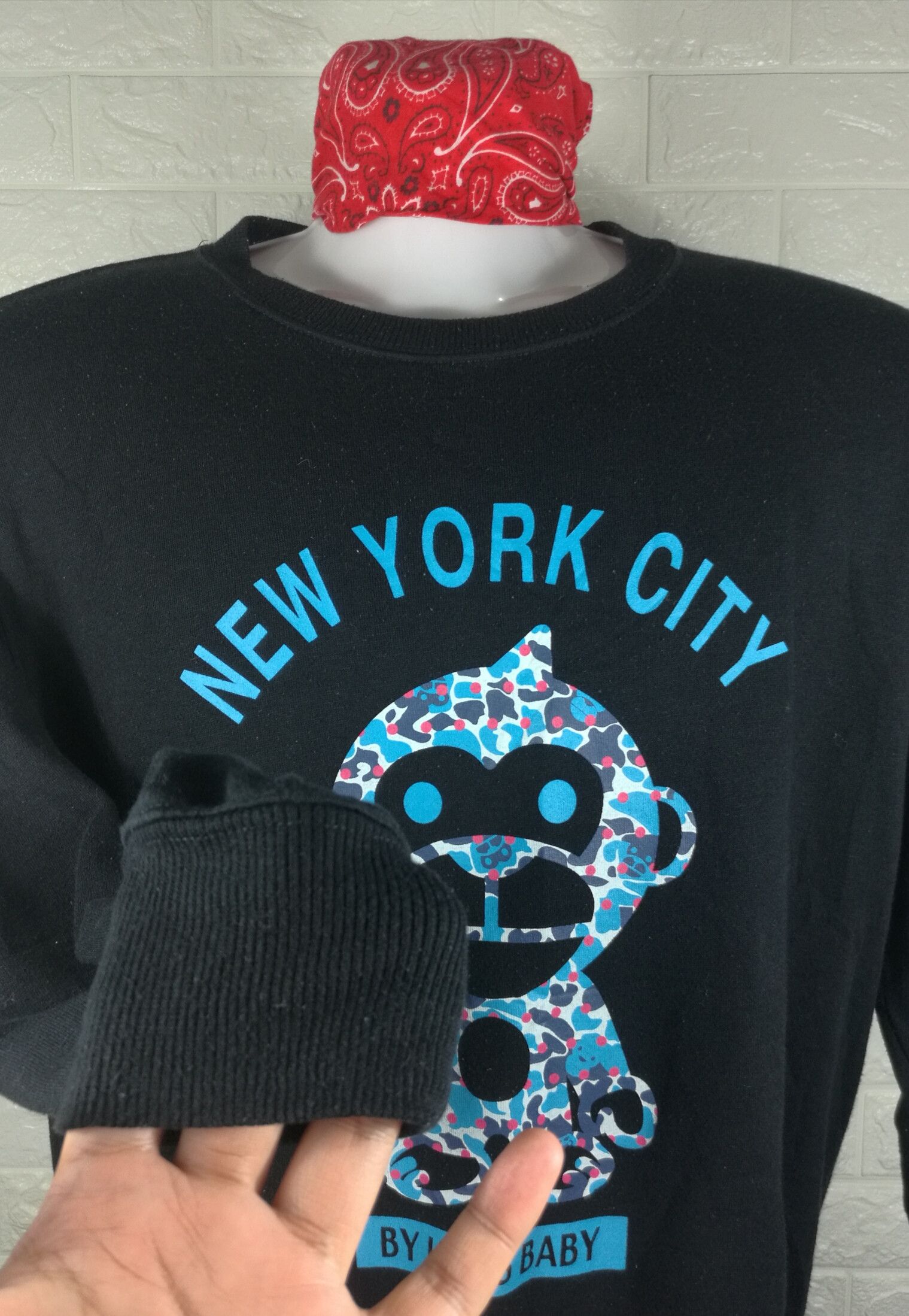 Japanese Brand Vintage UITTG BABY New York City Sweatshirt Size US L / EU 52-54 / 3 - 4 Thumbnail