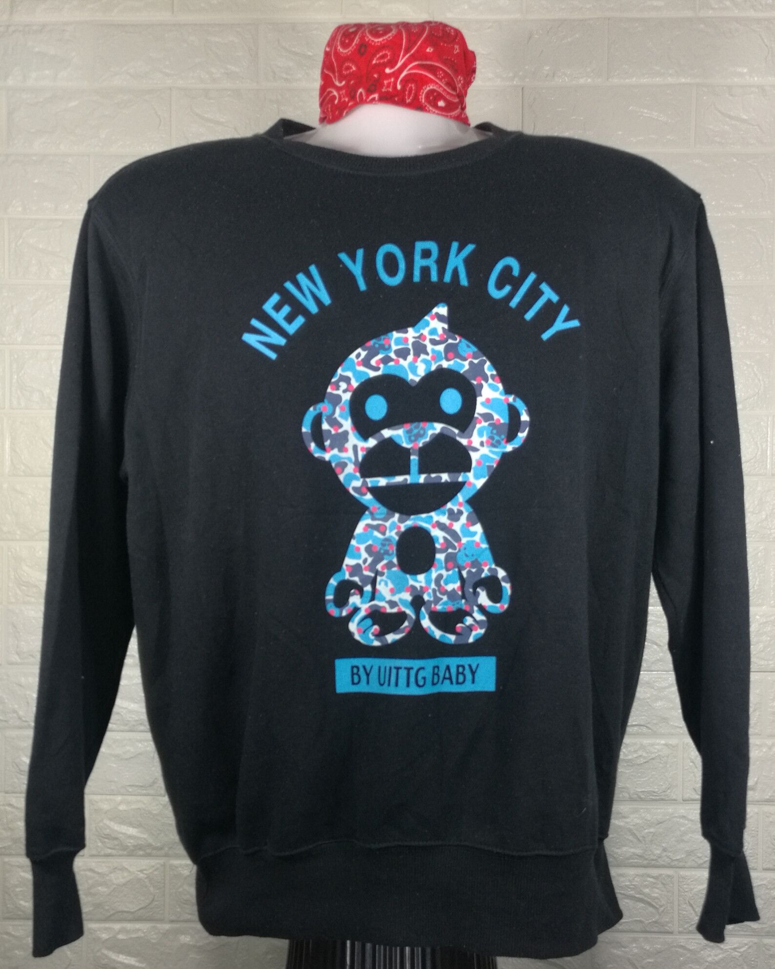 Japanese Brand Vintage UITTG BABY New York City Sweatshirt Size US L / EU 52-54 / 3 - 1 Thumbnail