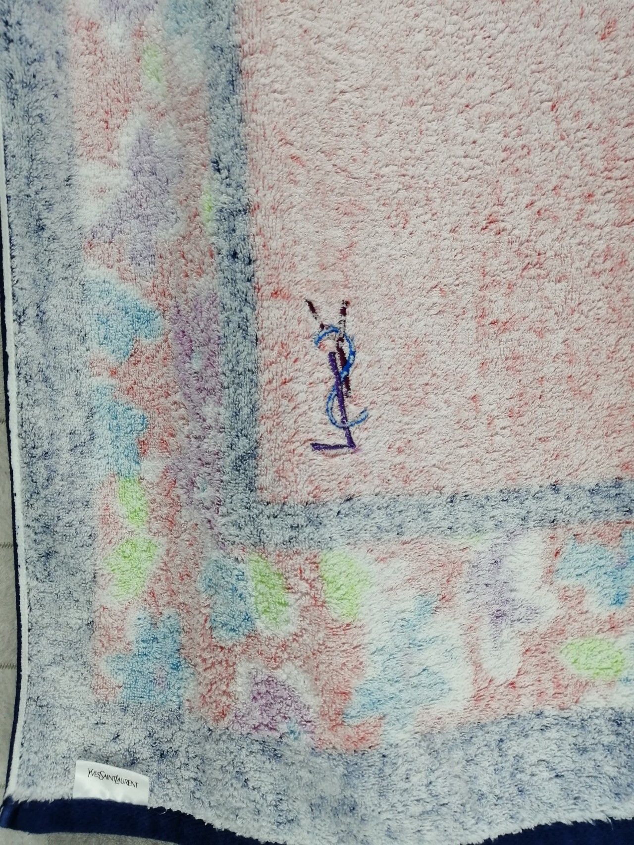 Vintage × Yves Saint Laurent YVESSAINTLAURENT YSL Hot Red Floral Bath Towel Size ONE SIZE - 5 Thumbnail