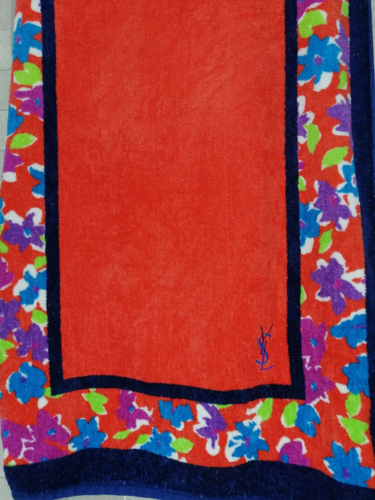 Vintage × Yves Saint Laurent YVESSAINTLAURENT YSL Hot Red Floral Bath Towel Size ONE SIZE - 2 Thumbnail