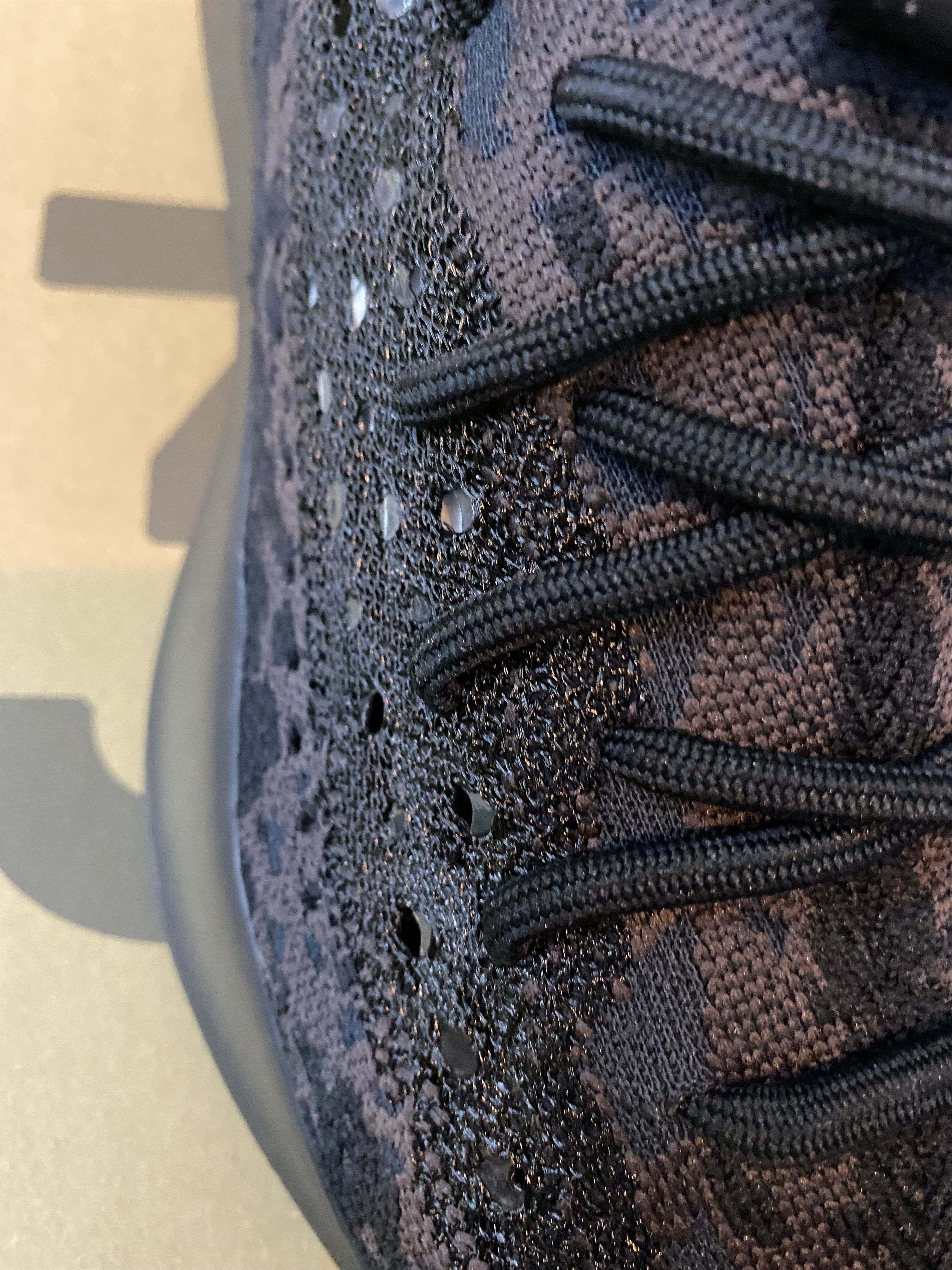 Adidas × Kanye West Yeezy Boost 380 - Onyx - FZ1270 Size US 9 / EU 42 - 3 Thumbnail