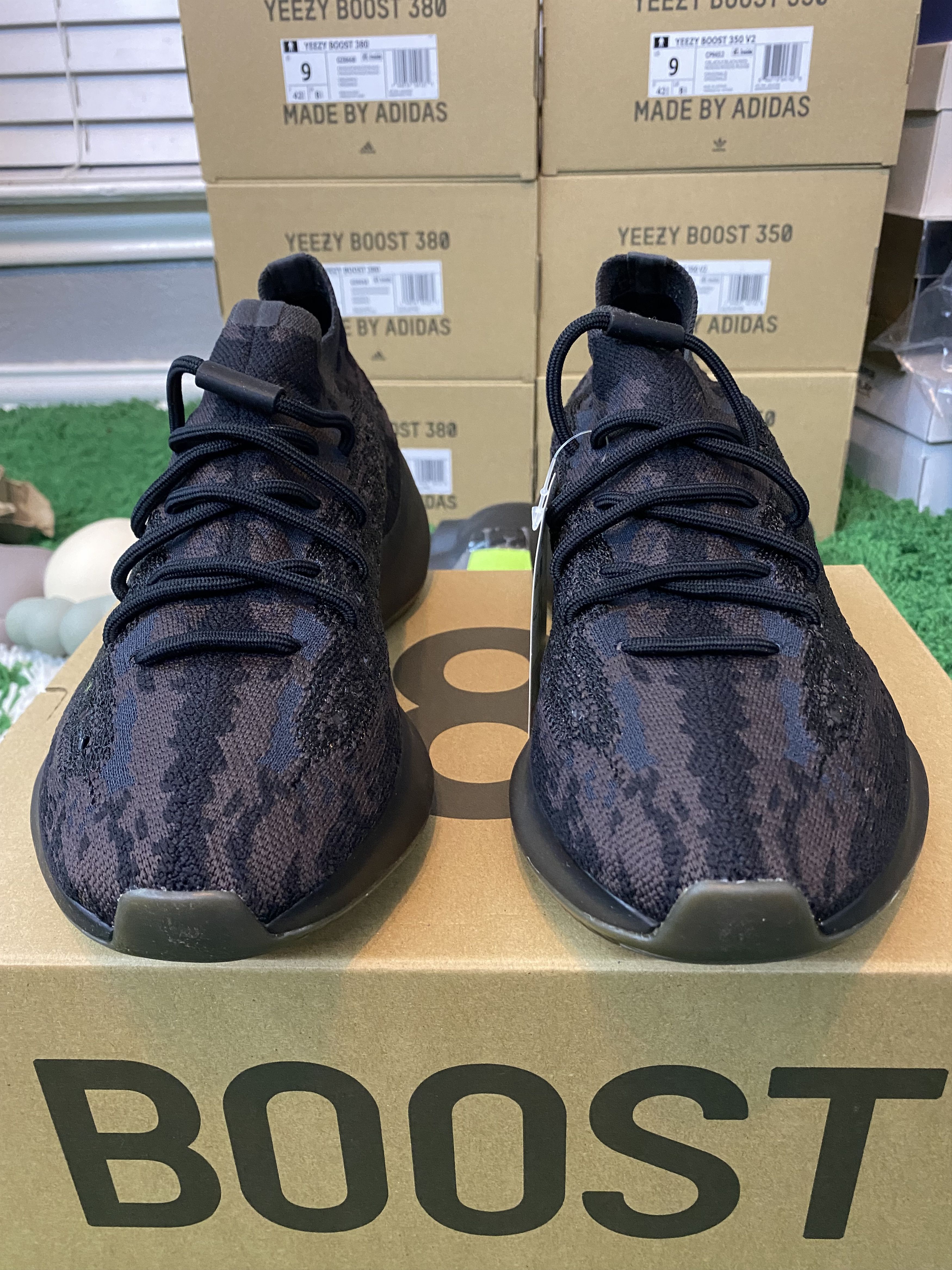 Adidas × Kanye West Yeezy Boost 380 - Onyx - FZ1270 Size US 9 / EU 42 - 6 Thumbnail