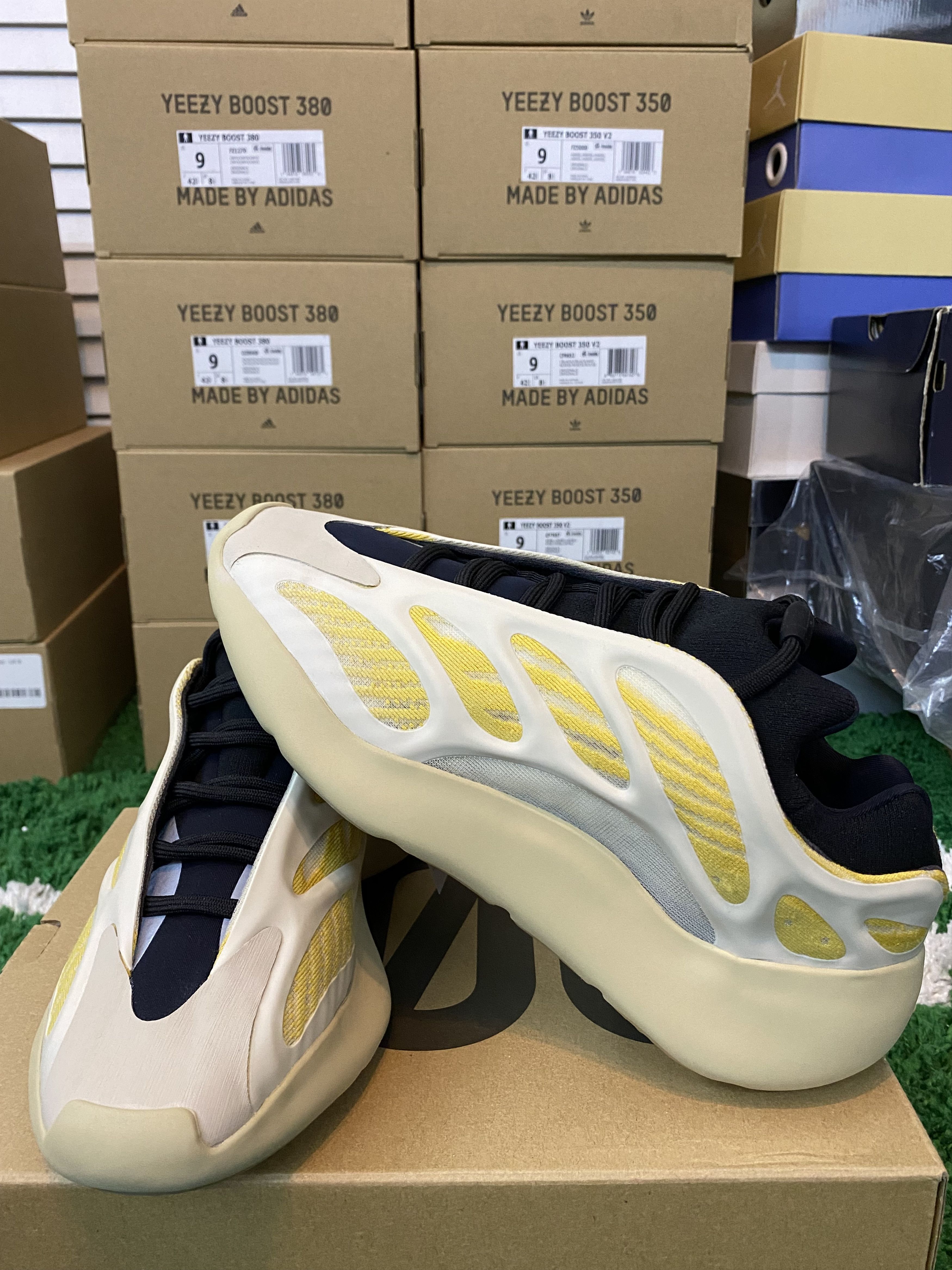 adidas gazelle silver green womens Adidas Yeezy 700 V3 'Fade Salt' – DTLR main image 1