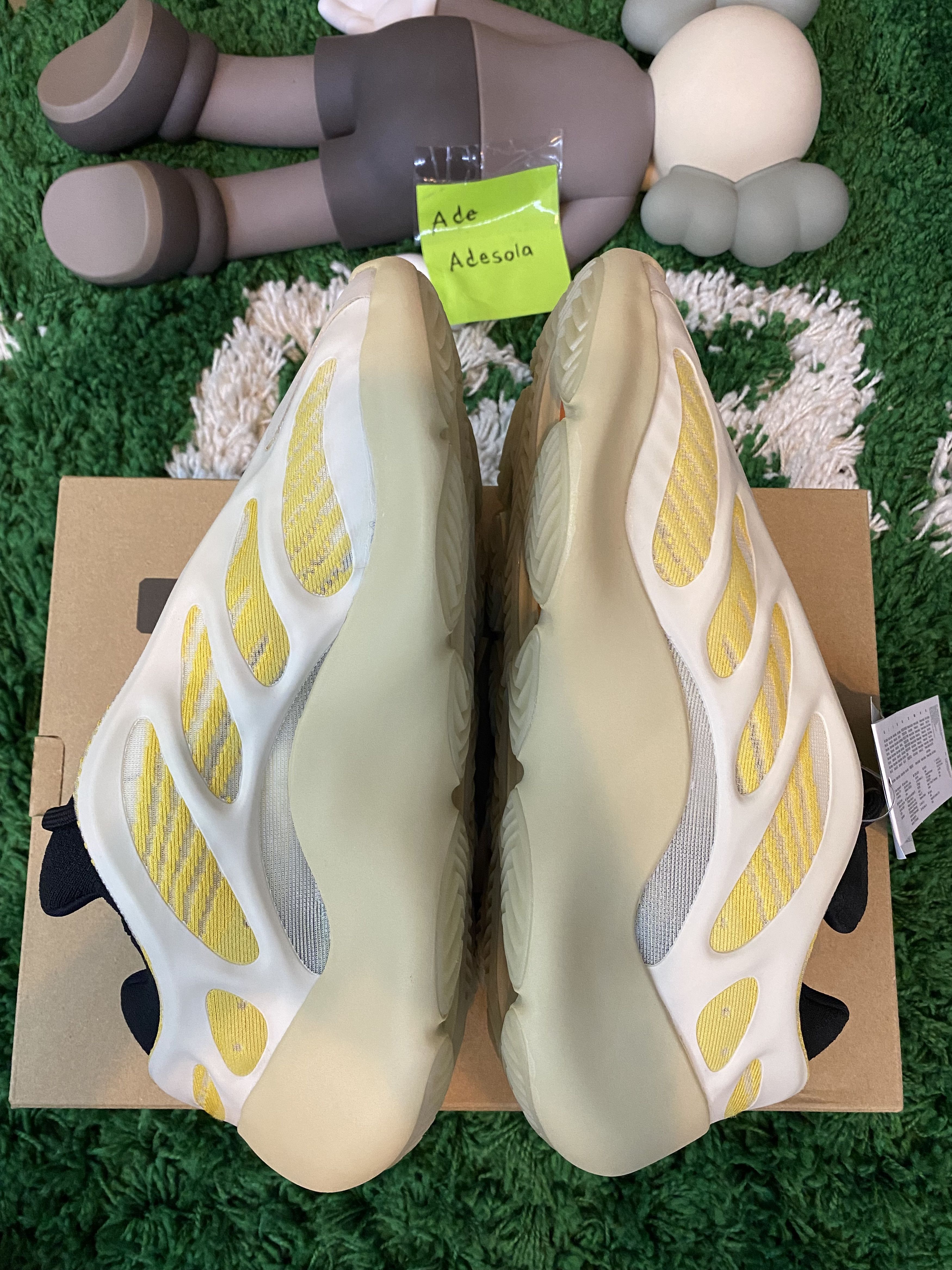 Adidas × Kanye West Yeezy 700 V3 - Safflower - G54853 Size US 8.5 / EU 41-42 - 6 Thumbnail