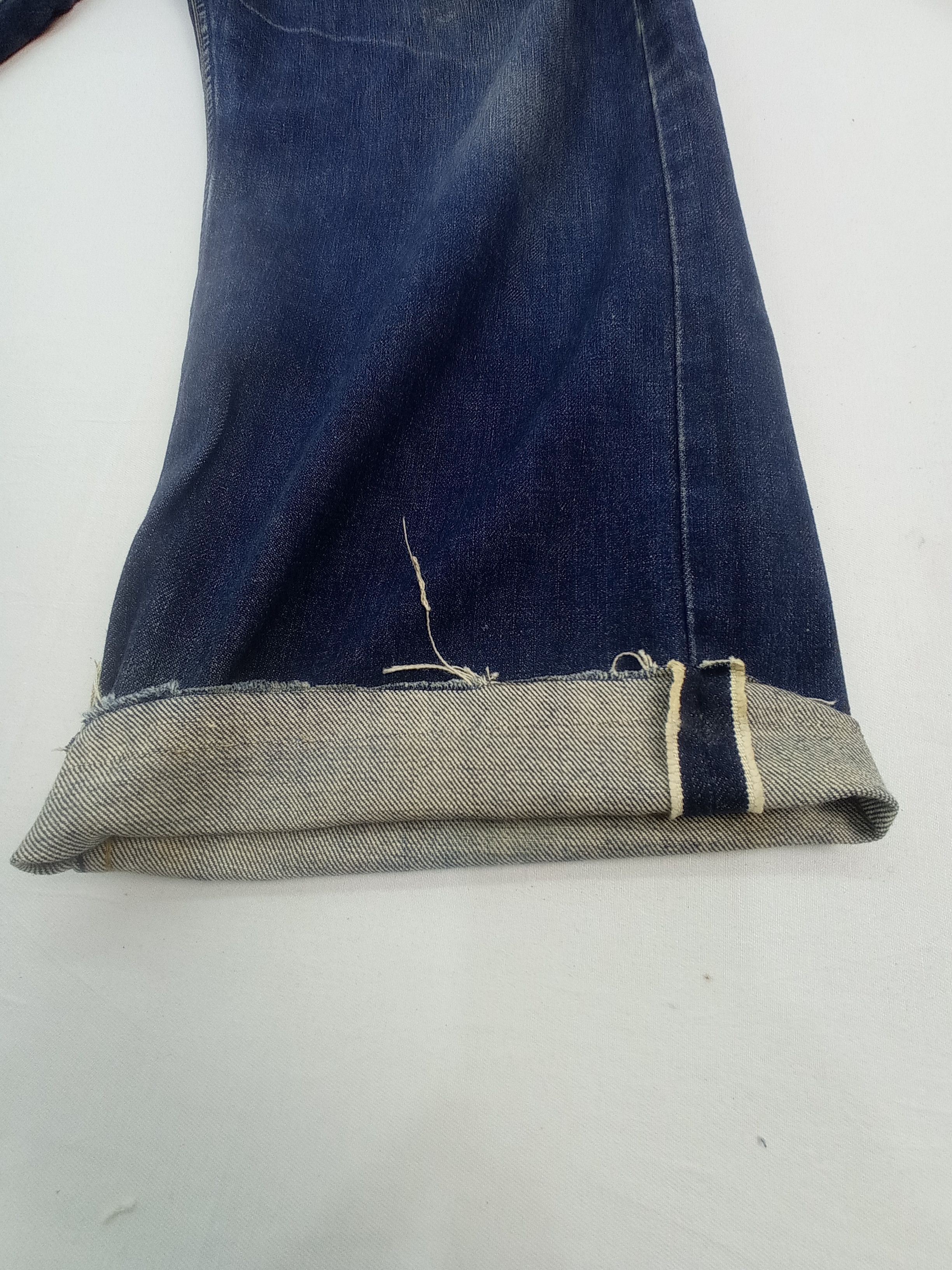 Levi's Levi's 504 Selvage Release Hem Pants Size US 33 - 8 Thumbnail
