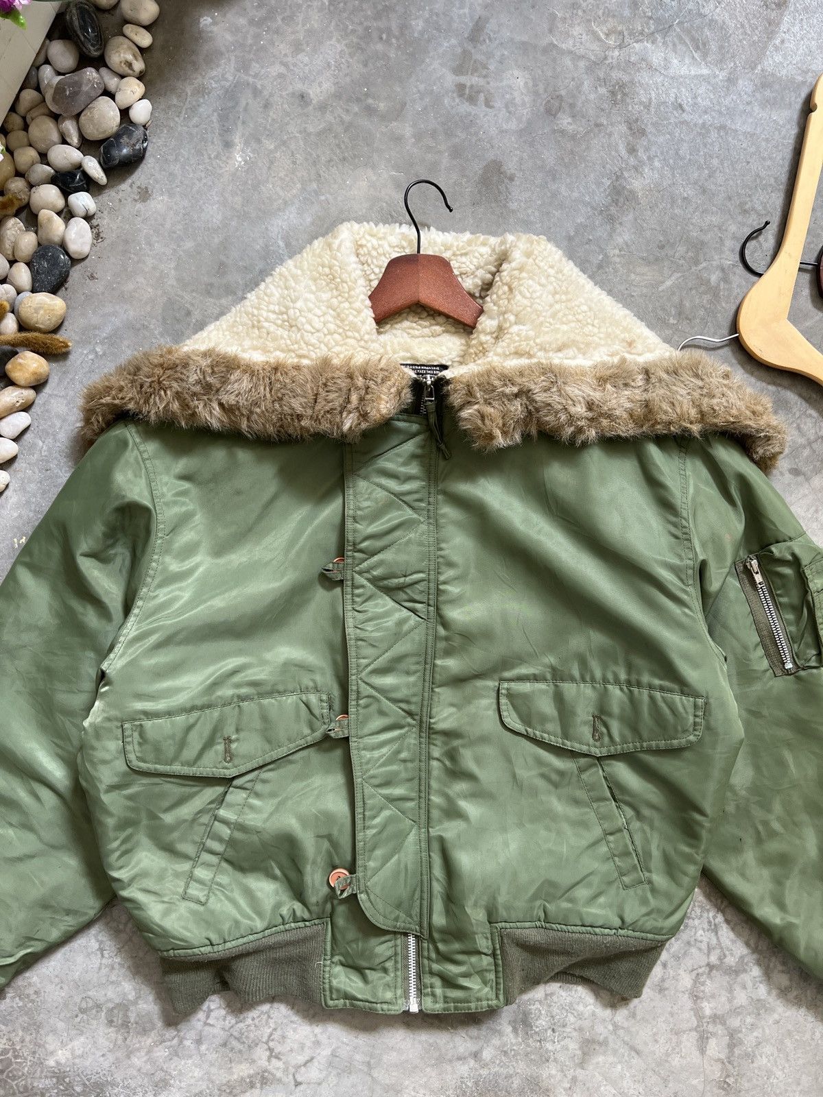 Japanese Brand × Vintage Vintage 🖤🏴‍☠️ Warm Military Bomber Jacket Size US L / EU 52-54 / 3 - 3 Thumbnail
