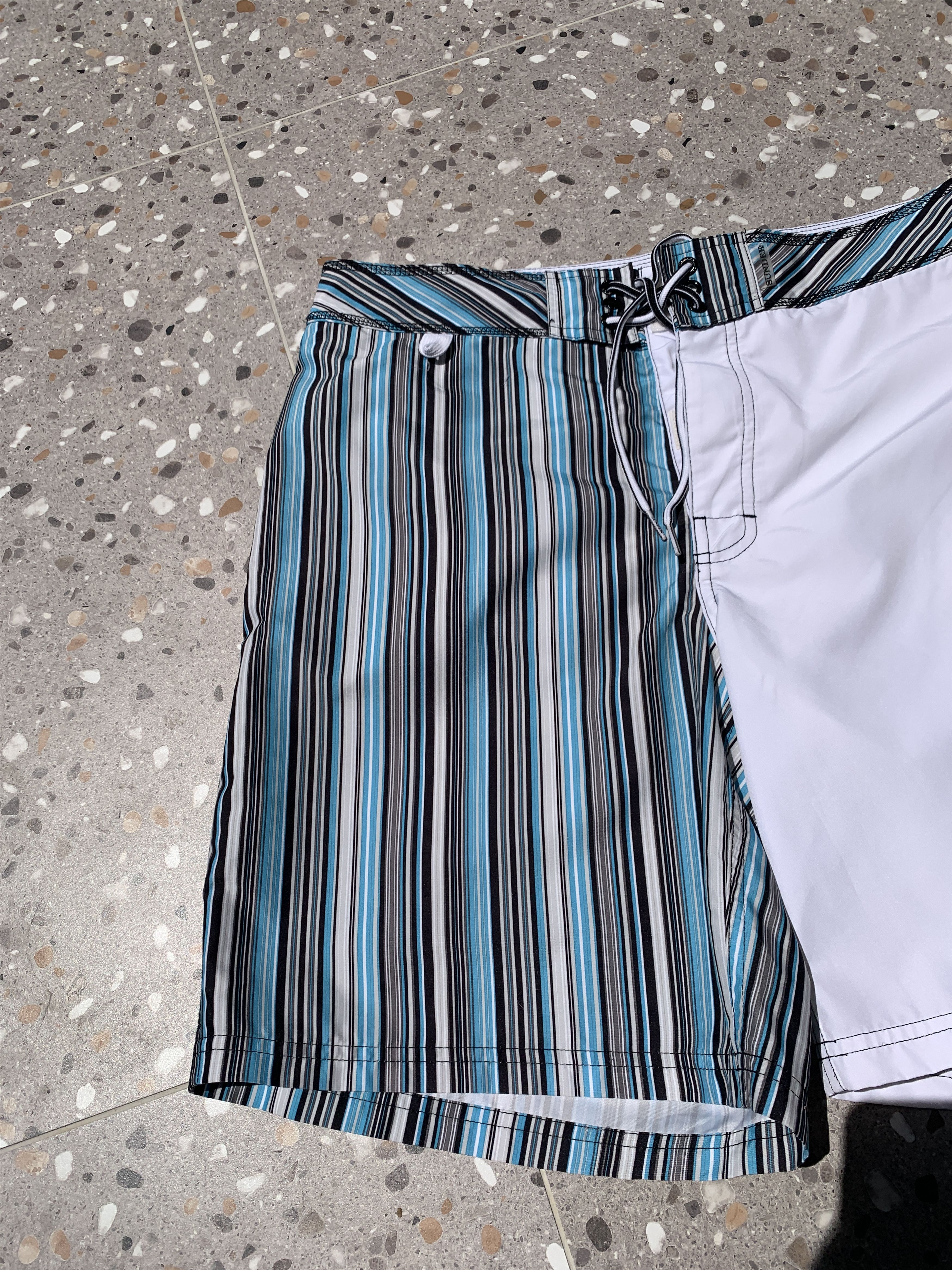 Sundek Sundek 34 Zebra Long Beach Board Shorts Bath Size 34 M L Size US 34 / EU 50 - 9 Thumbnail