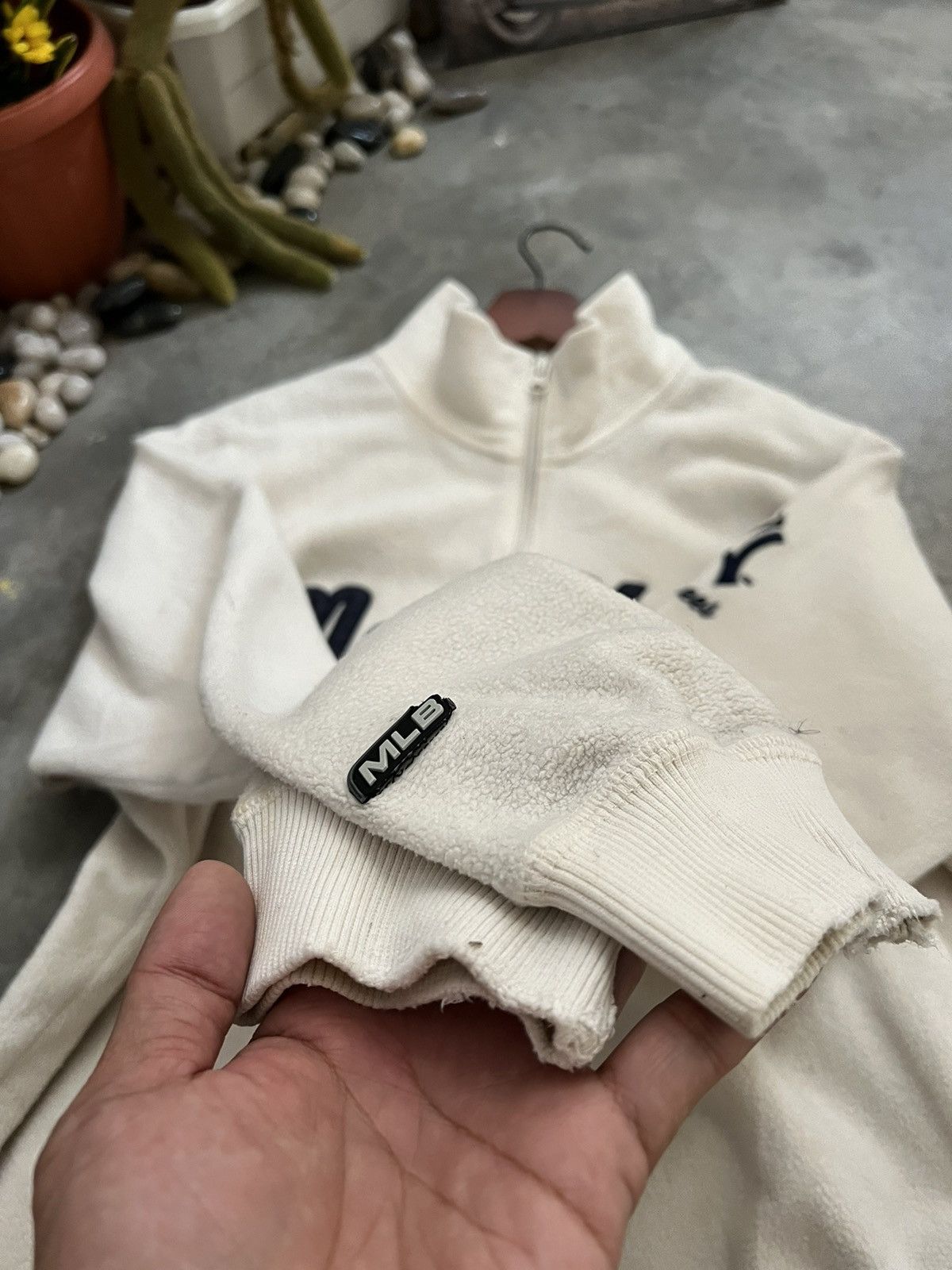 MLB × New York Yankees × Uniqlo Steals 🏴‍☠️ Uniqlo X MLB New York Yankes Fleece Half Zipper Size US L / EU 52-54 / 3 - 12 Thumbnail