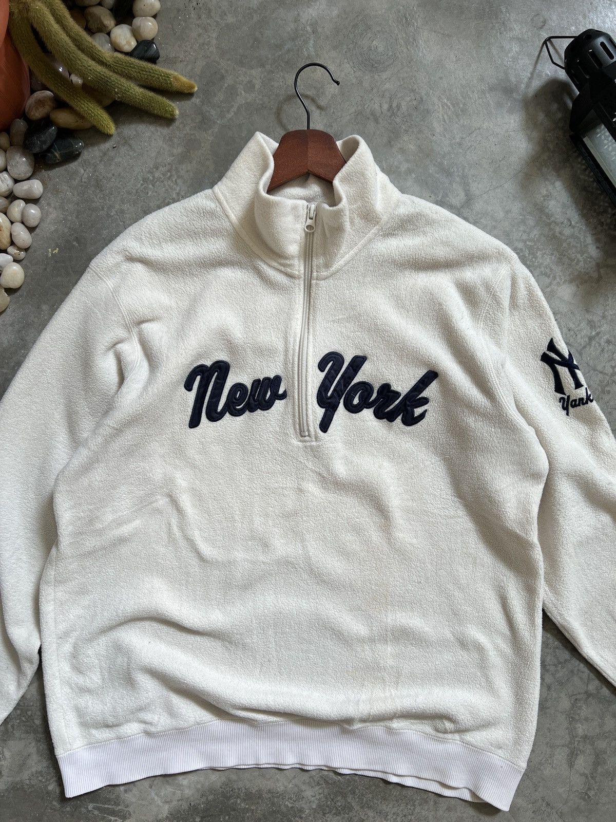 MLB × New York Yankees × Uniqlo Steals 🏴‍☠️ Uniqlo X MLB New York Yankes Fleece Half Zipper Size US L / EU 52-54 / 3 - 2 Thumbnail