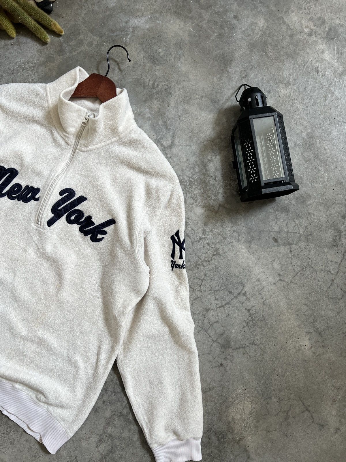 MLB × New York Yankees × Uniqlo Steals 🏴‍☠️ Uniqlo X MLB New York Yankes Fleece Half Zipper Size US L / EU 52-54 / 3 - 22 Thumbnail