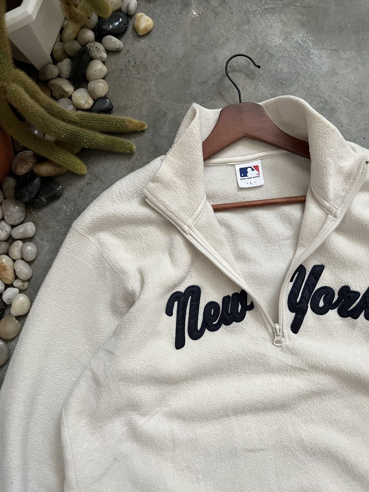MLB × New York Yankees × Uniqlo Steals 🏴‍☠️ Uniqlo X MLB New York Yankes Fleece Half Zipper Size US L / EU 52-54 / 3 - 11 Thumbnail