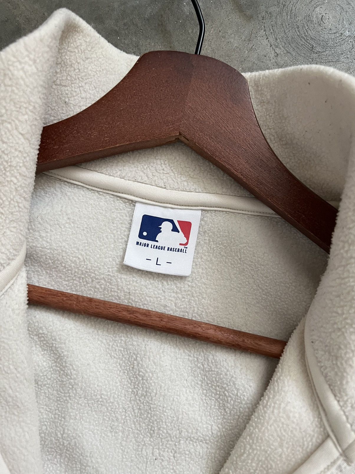 MLB × New York Yankees × Uniqlo Steals 🏴‍☠️ Uniqlo X MLB New York Yankes Fleece Half Zipper Size US L / EU 52-54 / 3 - 18 Thumbnail
