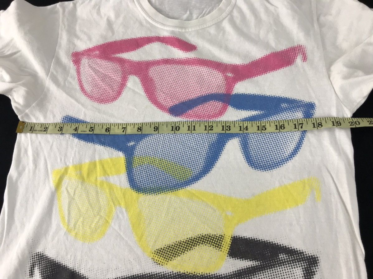 Japanese Brand × Vintage Tee Printed Colourfull Big Spectacles Logo Fits Size M Size US M / EU 48-50 / 2 - 7 Thumbnail