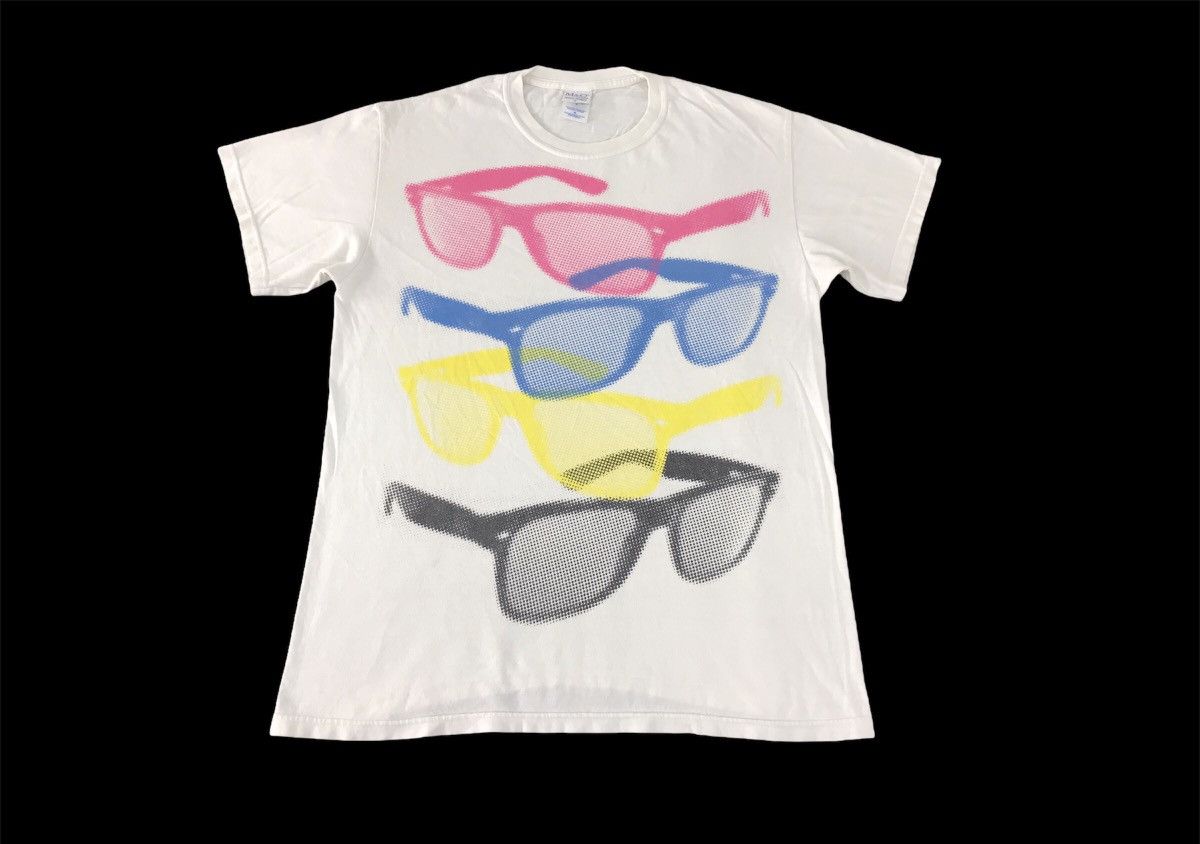 image of Vintage Tee Printed Colourfull Big Spectacles Logo Fits Size M in White, Men's
