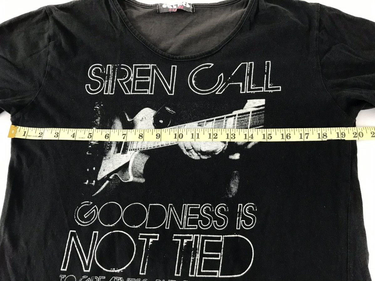 Band Tees × Japanese Brand Siren Call Godness Is Not Tied Oval Dice Brand Tee K091j Size US M / EU 48-50 / 2 - 7 Thumbnail