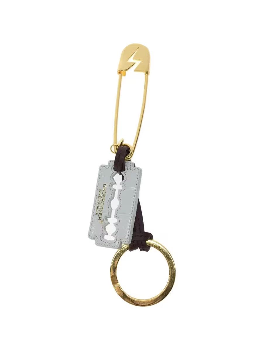 image of Undercover Safety Pin Razor Keychain in Gold, Men's
