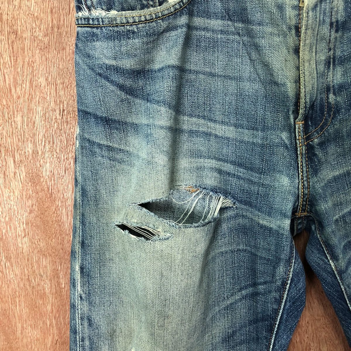 Levi's DL 502 Levis Blue Distressed Denim jeans pants #6378 Size US 36 / EU 52 - 4 Thumbnail