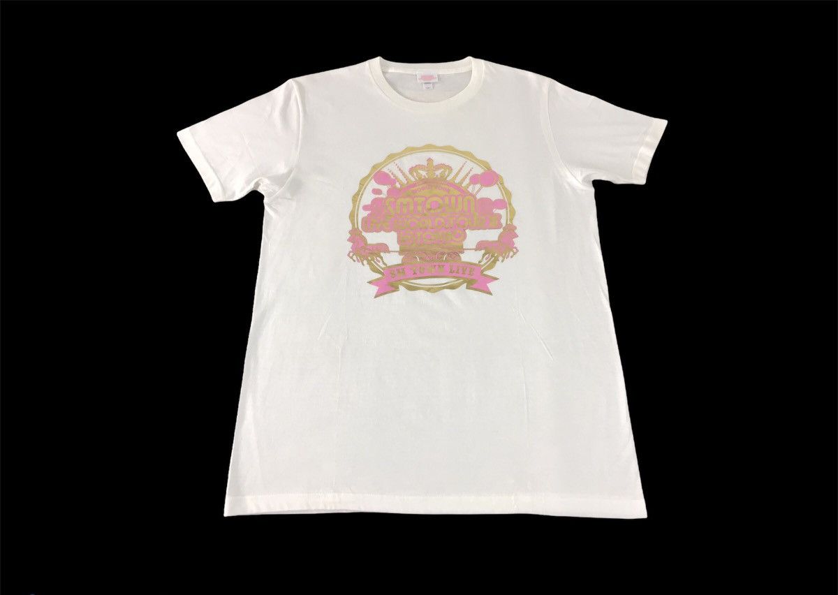 Band Tees × Japanese Brand SM Town Live World Tour III Tokyo Korean Band Kpop Size M Size US M / EU 48-50 / 2 - 1 Thumbnail