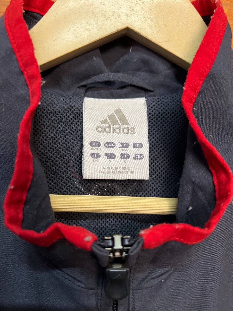 Adidas ADIDAS X LIVERPOOL COACH JACKET Size US L / EU 52-54 / 3 - 8 Thumbnail