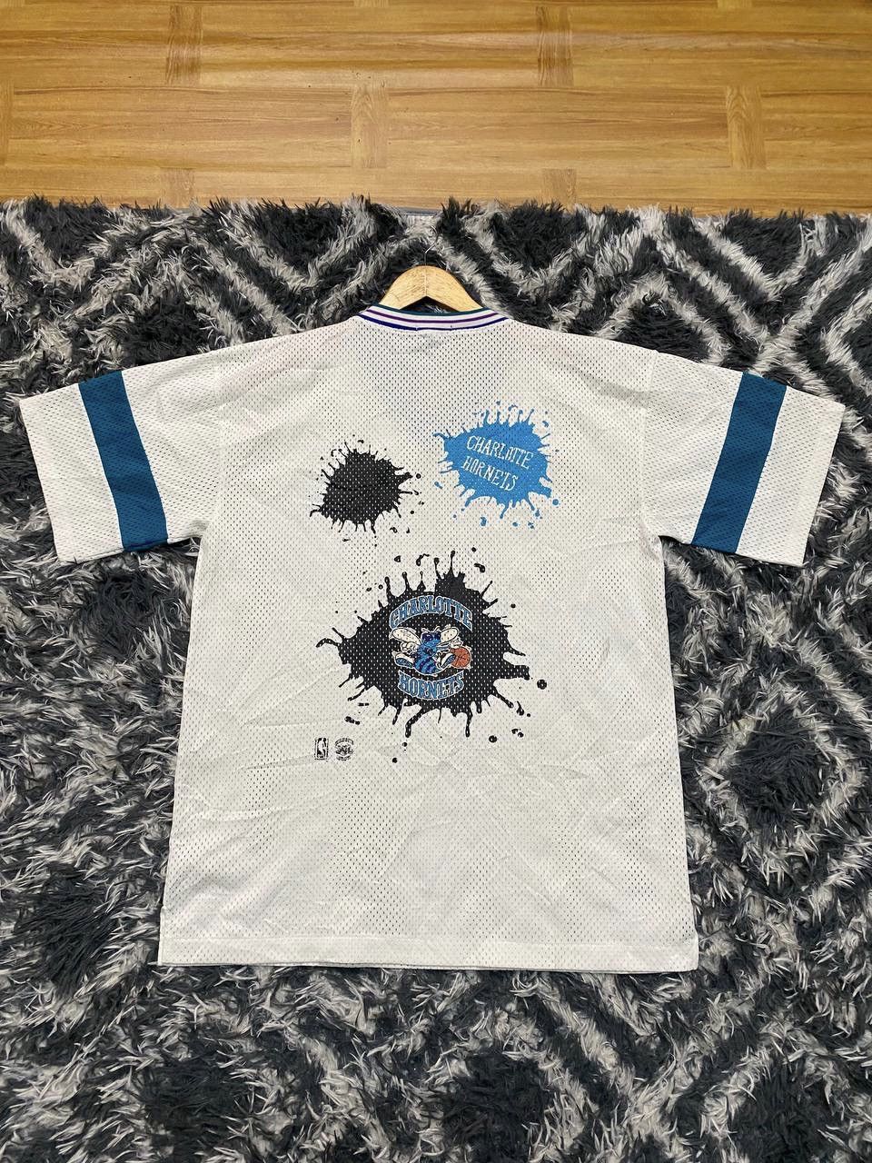 NBA 🔥LAST DROP 🔥NBA Charlotte Hornets Size US L / EU 52-54 / 3 - 1 Thumbnail