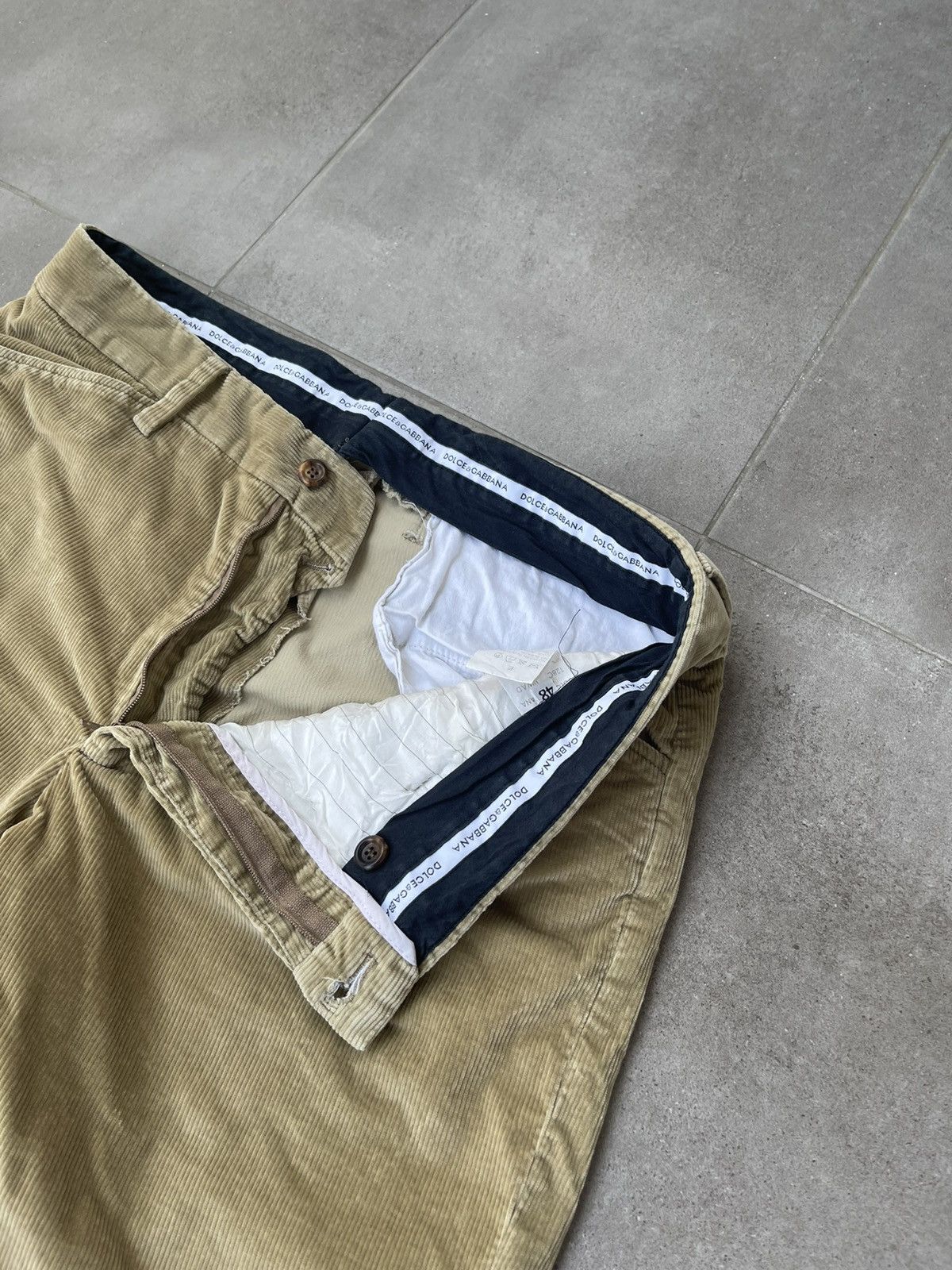 Dolce & Gabbana Archive Dolce & Gabbana Corduroy Beige Shorts Size US 32 / EU 48 - 9 Thumbnail