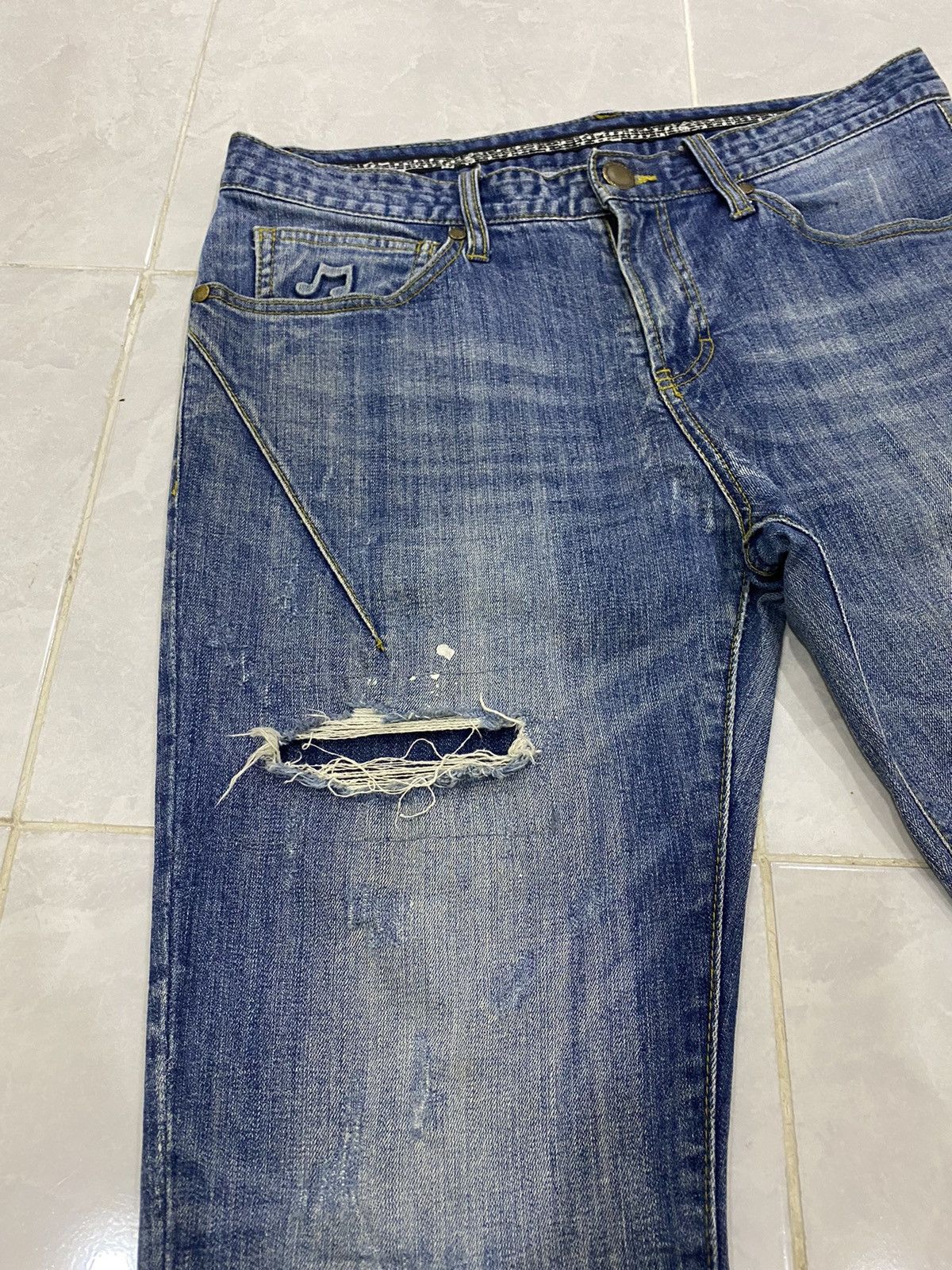 Number (N)ine Number (N)ine🎵 Loveless Guild Prime Distress Painted Denim Size US 33 - 5 Thumbnail