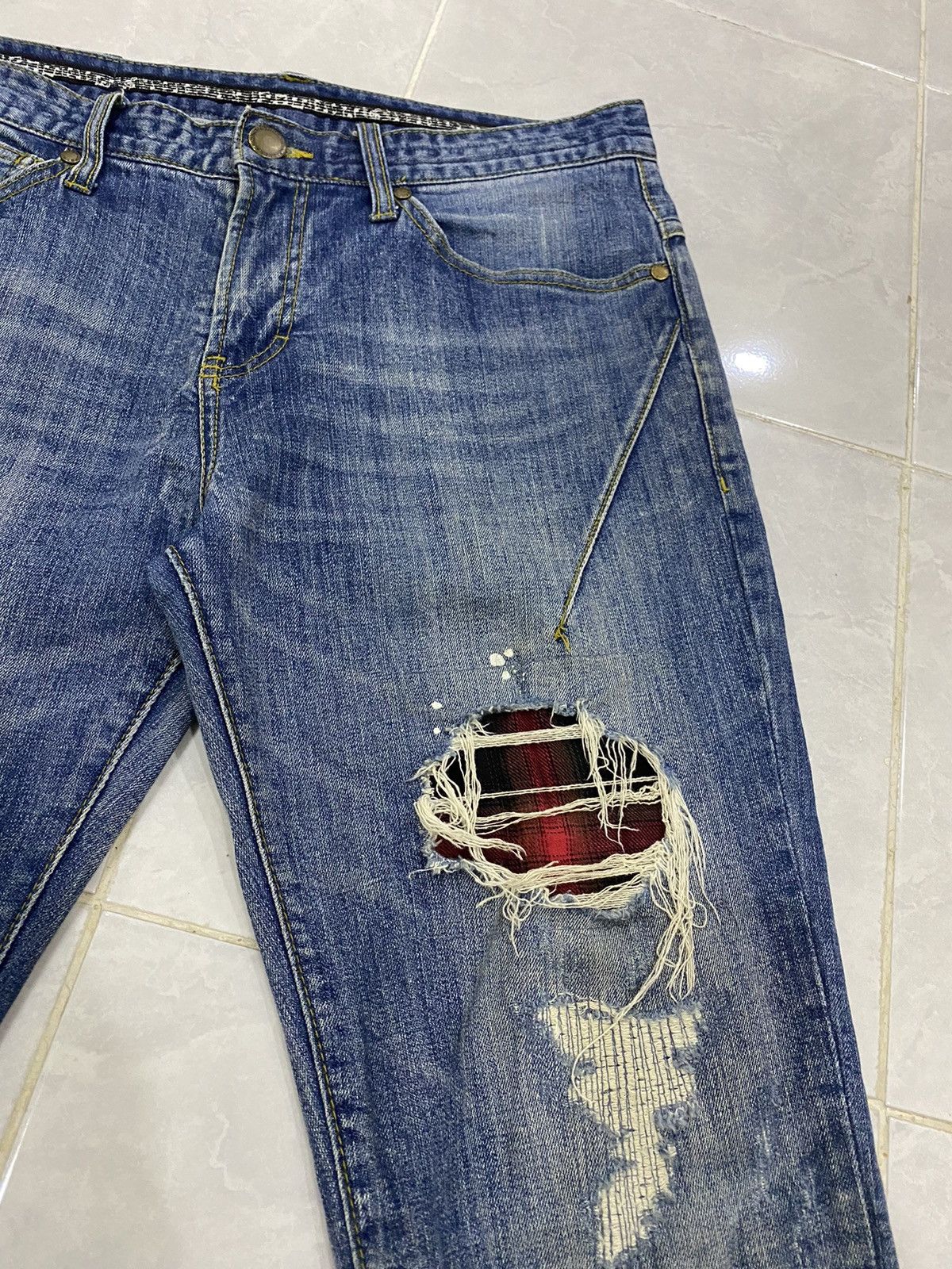 Number (N)ine Number (N)ine🎵 Loveless Guild Prime Distress Painted Denim Size US 33 - 4 Thumbnail