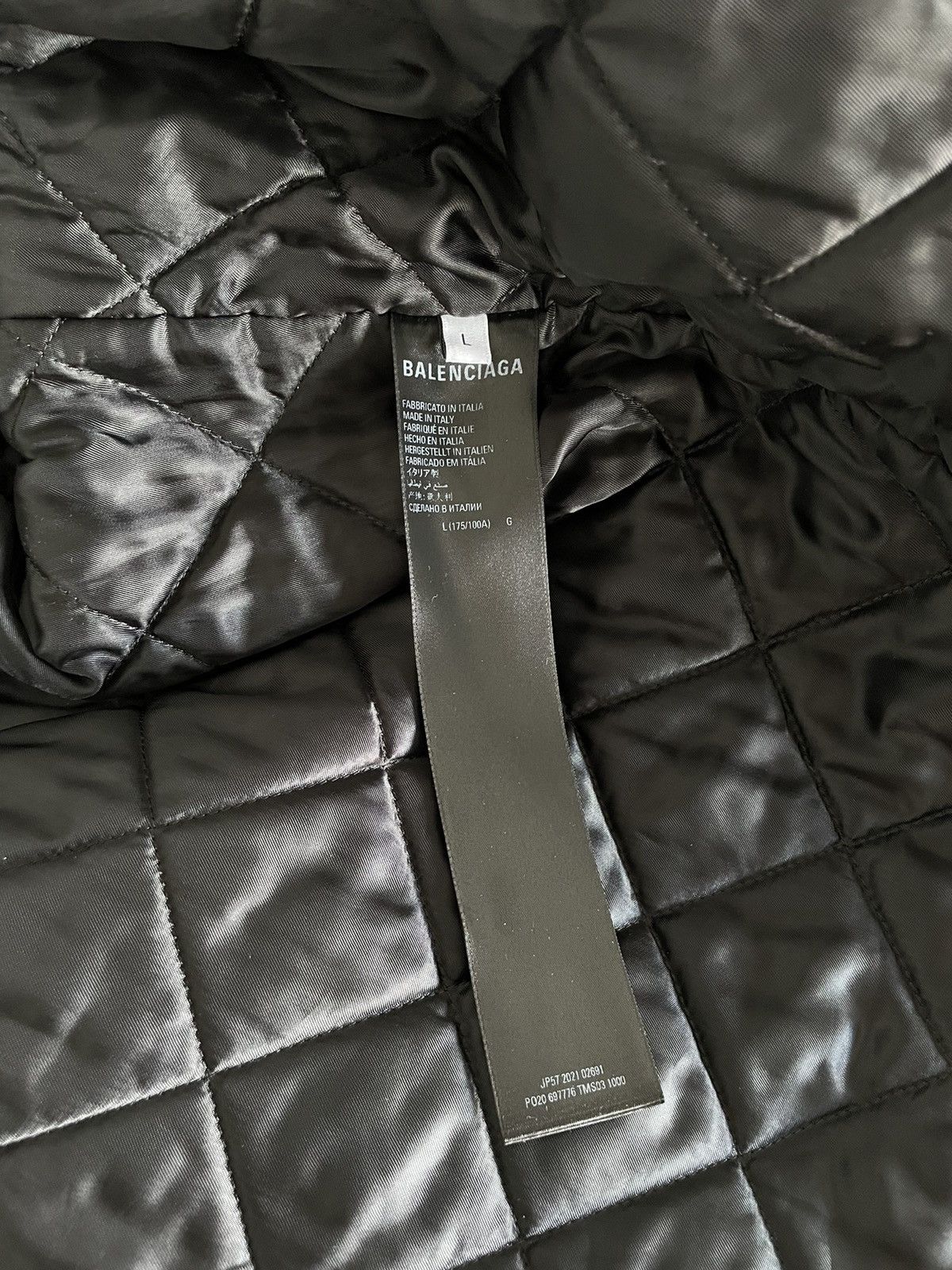 Balenciaga SS22 BUFFALO SKIN TRUCKER JACKET Size US L / EU 52-54 / 3 - 9 Thumbnail