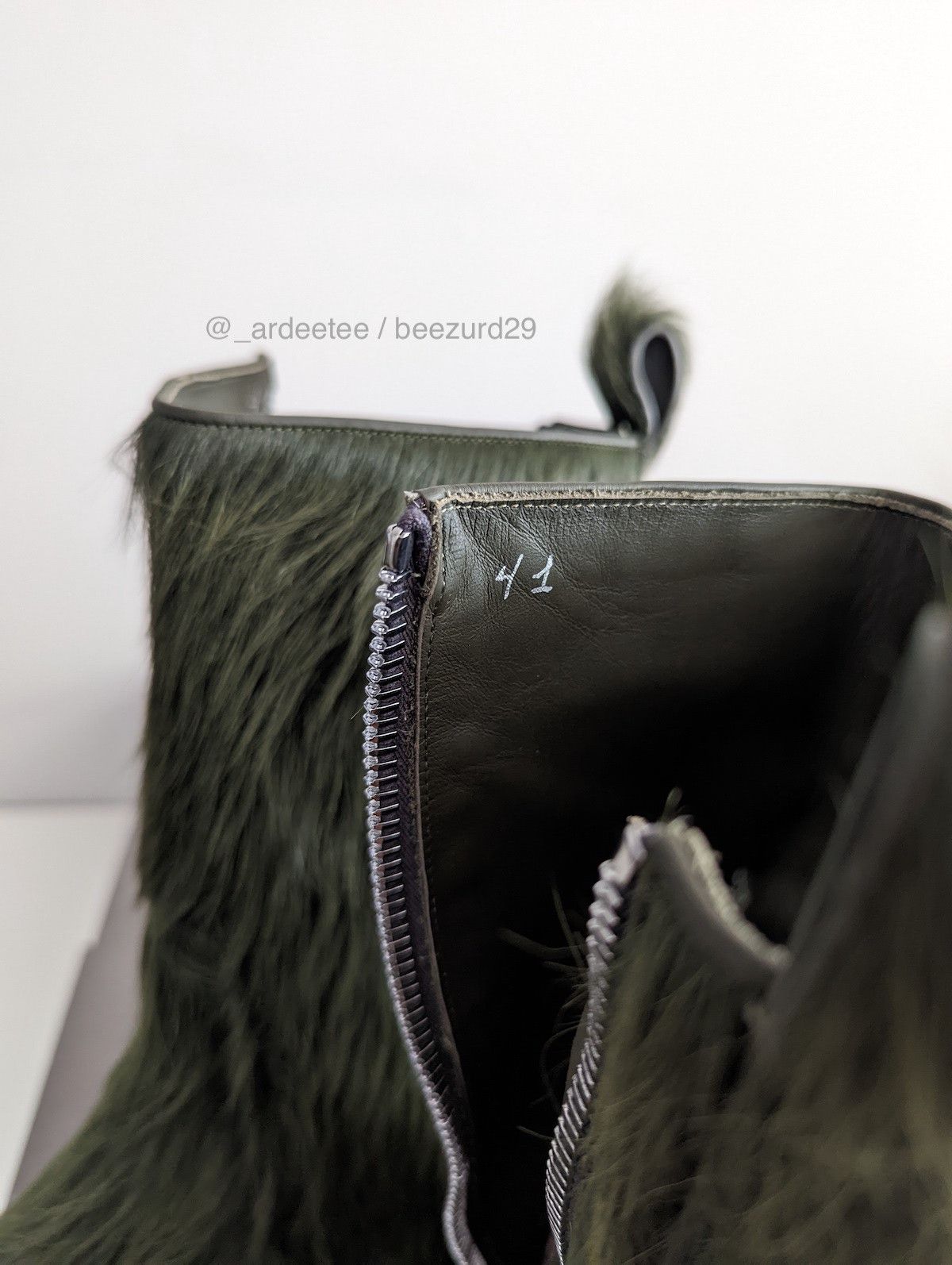 Rick Owens 💥UNRELEASED 1/1 CALF HAIR FUR CREEPER BOZO TRACTOR BOOTS Size US 8 / EU 41 - 8 Thumbnail
