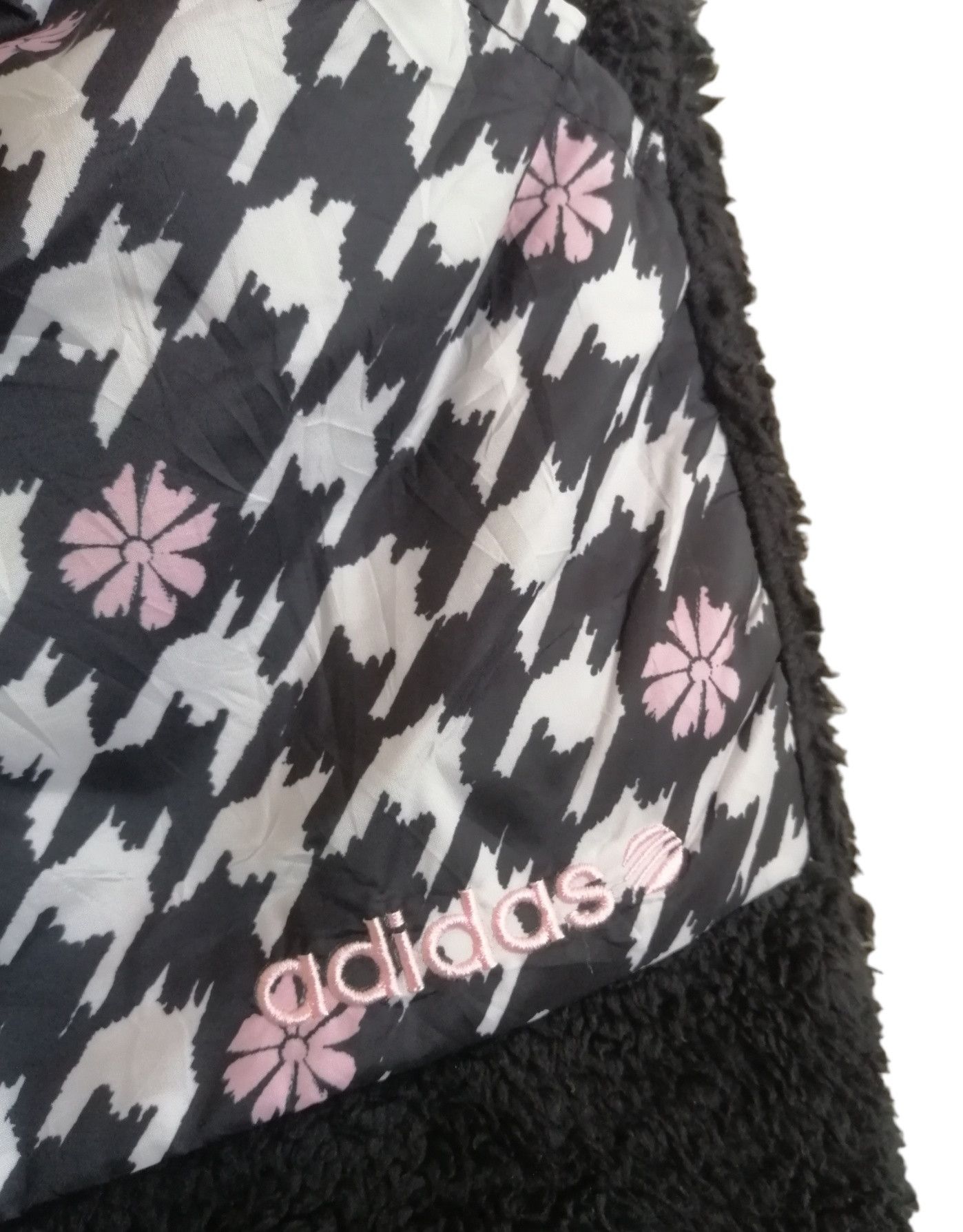Adidas 🔥Size S..Adidas NEO LABEL Fleece Short Pants Size 29" - 4 Thumbnail