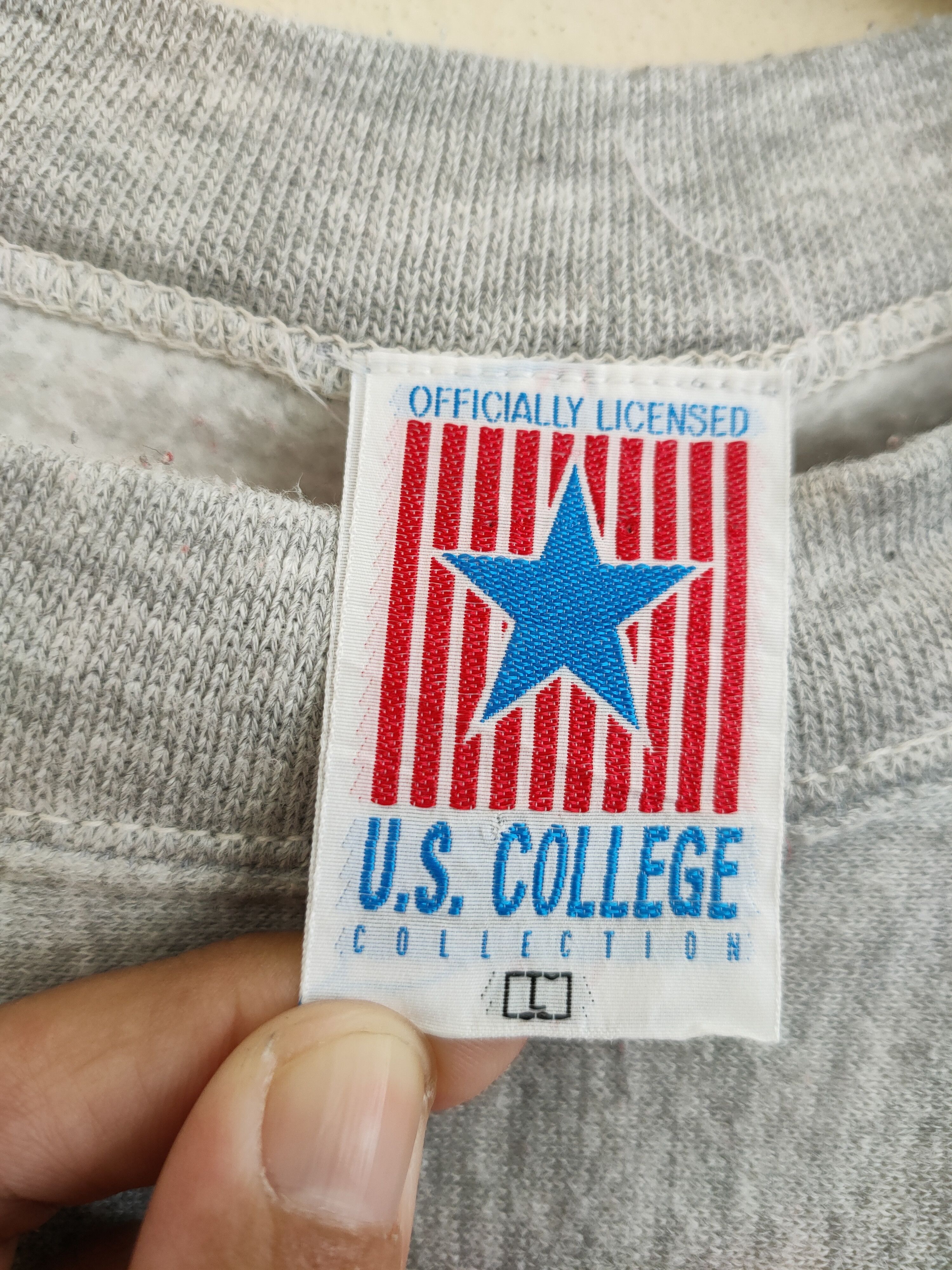 Vintage Vintage Georgetown University Pullover Sweatshirts Size US L / EU 52-54 / 3 - 9 Thumbnail