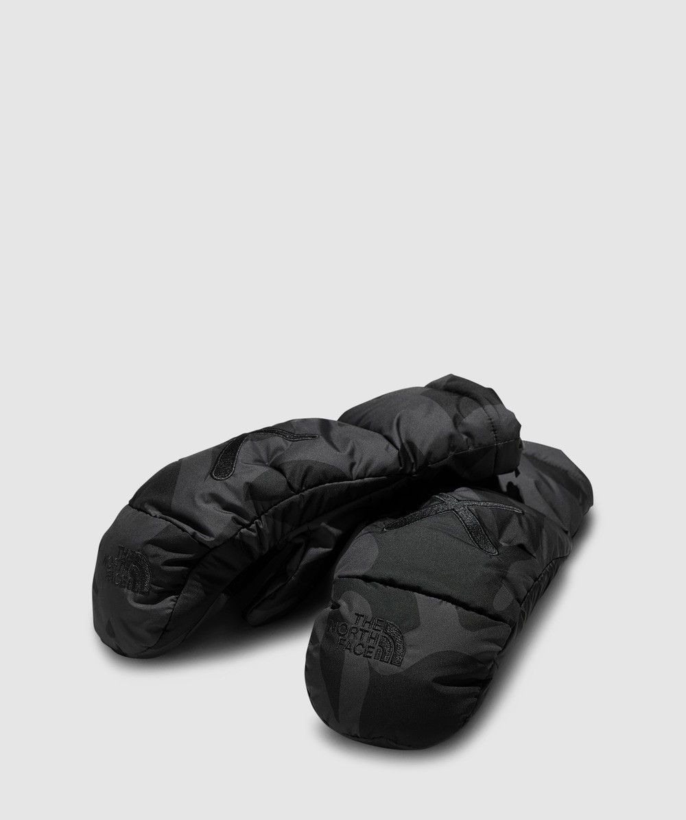 Kaws × The North Face Kaws x The North Face Nuptse Mitt Size ONE SIZE - 2 Thumbnail