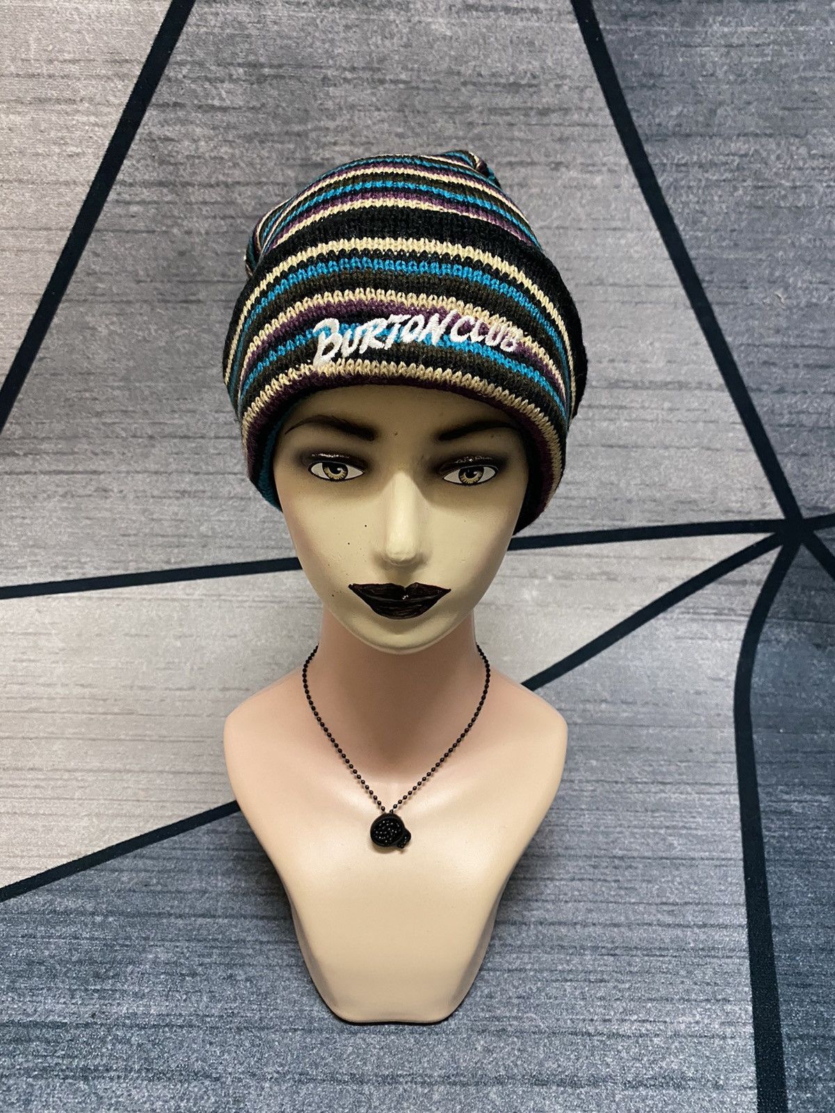Burton Burton Club Embroidered Striped Multicolour Beanie Hat Size ONE SIZE - 1 Thumbnail