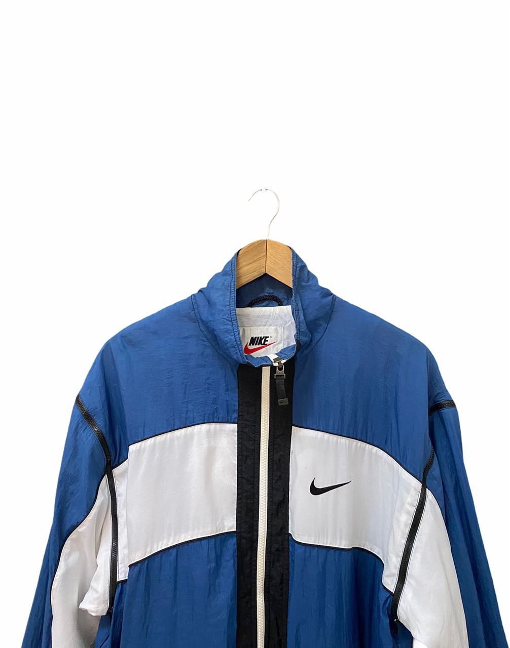 Nike RARE🔥NIKE Swoosh Big Logo Zipper Light Jacket Size US M / EU 48-50 / 2 - 3 Thumbnail