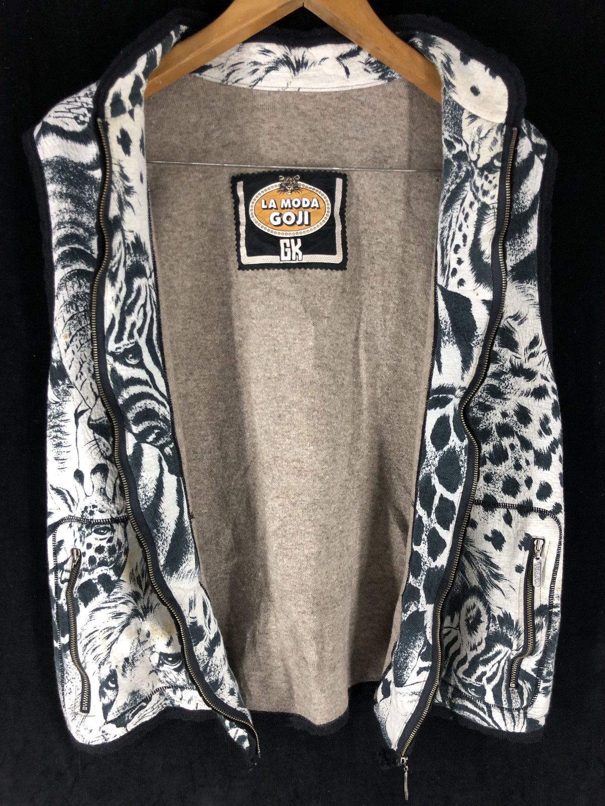 Designer LA MODA GOJI TIGERS MOTIFS VEST HACHIYAMACHO SHIBUYA ITALIY Size US L / EU 52-54 / 3 - 5 Thumbnail