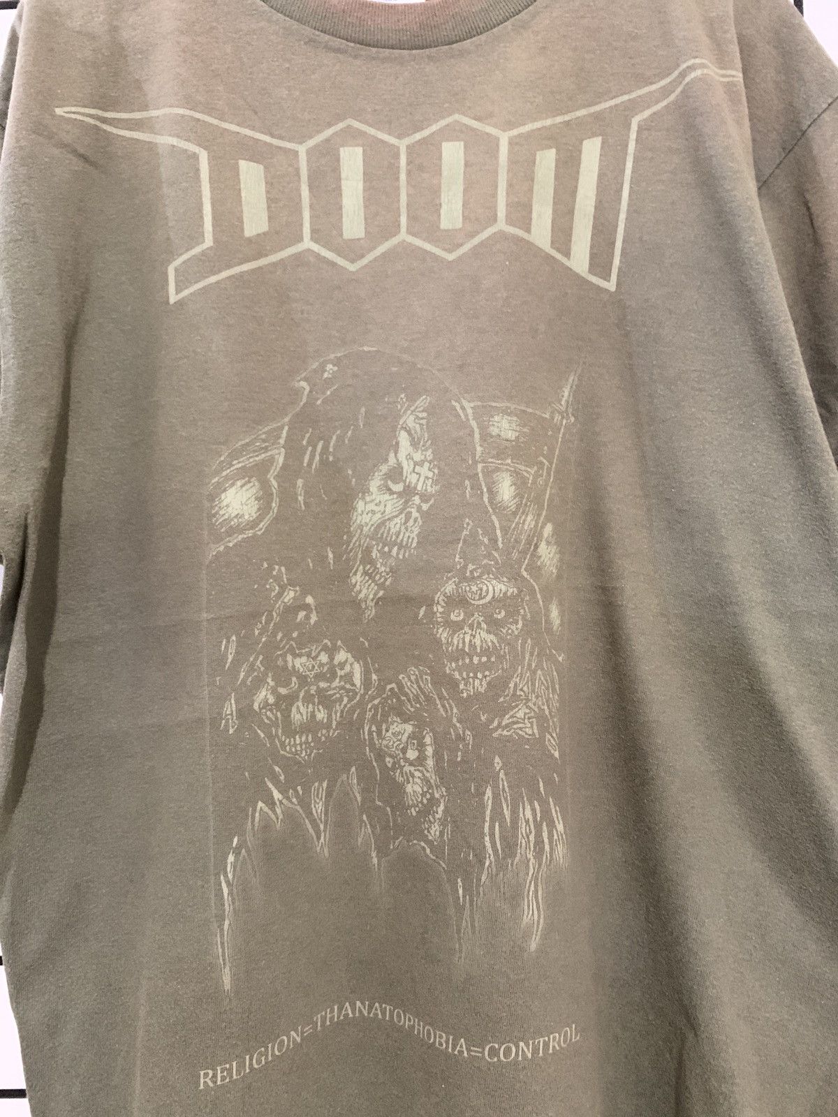 Band Tees Doom Am1 Size US L / EU 52-54 / 3 - 2 Thumbnail