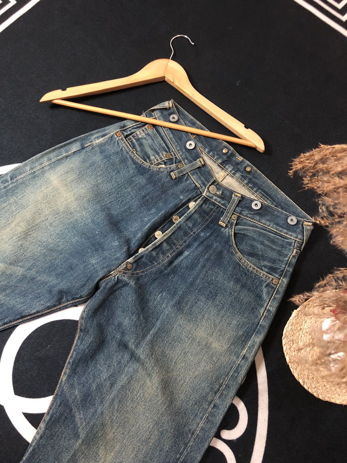 Evisu × Vintage VINTAGE EVIS/EVISU BUCKLE BACK SELVEDGE DISTRESED DENIM JEAN Size US 30 / EU 46 - 11 Thumbnail