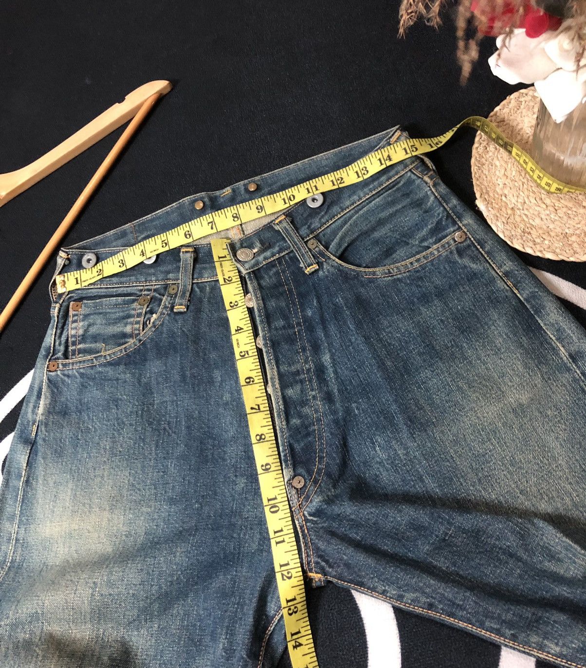 Evisu × Vintage VINTAGE EVIS/EVISU BUCKLE BACK SELVEDGE DISTRESED DENIM JEAN Size US 30 / EU 46 - 19 Thumbnail