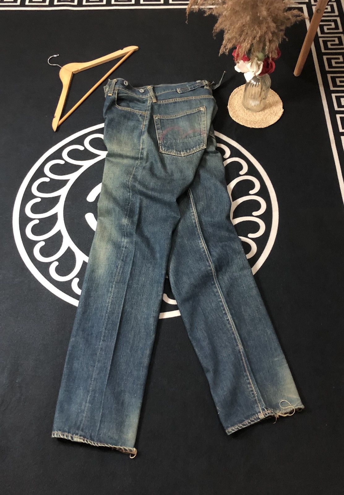 Evisu × Vintage VINTAGE EVIS/EVISU BUCKLE BACK SELVEDGE DISTRESED DENIM JEAN Size US 30 / EU 46 - 7 Thumbnail