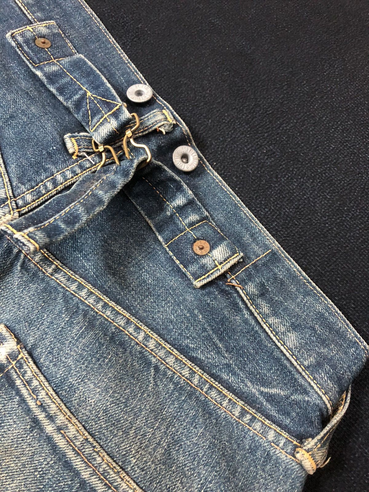 Evisu × Vintage VINTAGE EVIS/EVISU BUCKLE BACK SELVEDGE DISTRESED DENIM JEAN Size US 30 / EU 46 - 4 Thumbnail