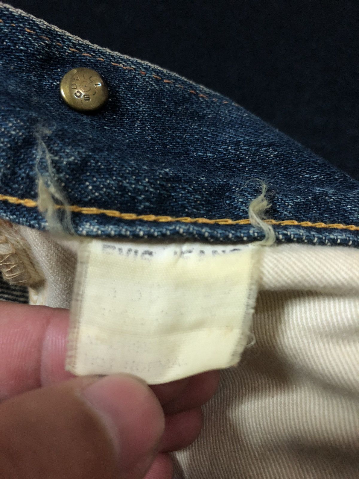 Evisu × Vintage VINTAGE EVIS/EVISU BUCKLE BACK SELVEDGE DISTRESED DENIM JEAN Size US 30 / EU 46 - 16 Thumbnail
