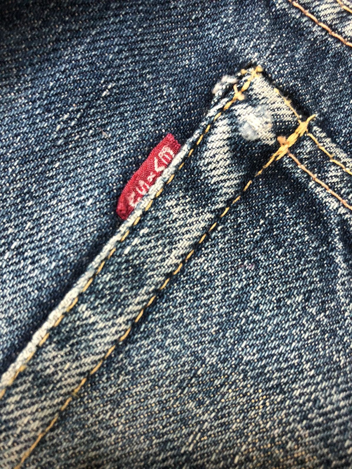Evisu VINTAGE EVISU SELVEDGE DISTRESSED DENIM JEANS Size US 29 - 3 Thumbnail