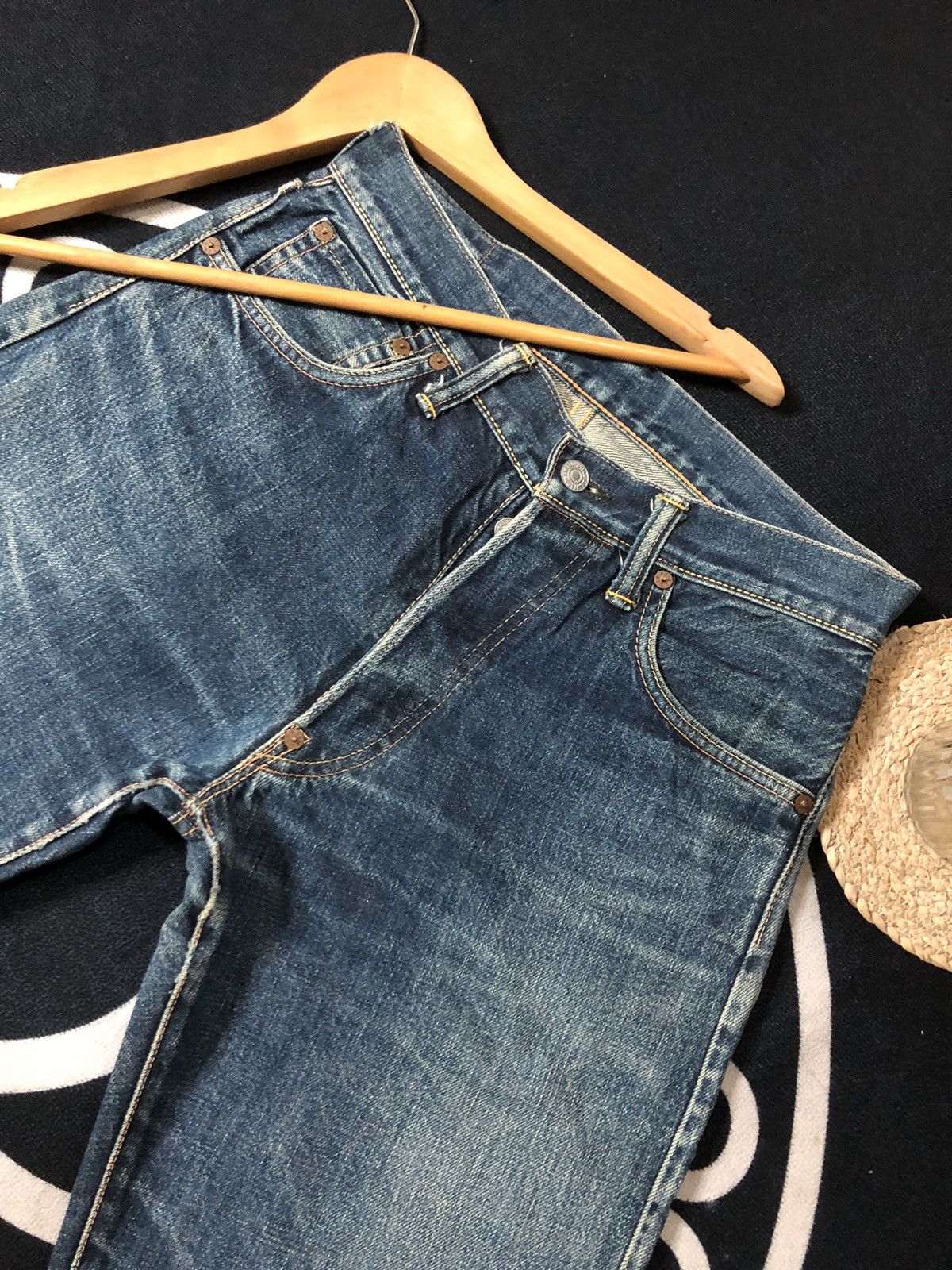 Evisu VINTAGE EVISU SELVEDGE DISTRESSED DENIM JEANS Size US 29 - 11 Thumbnail