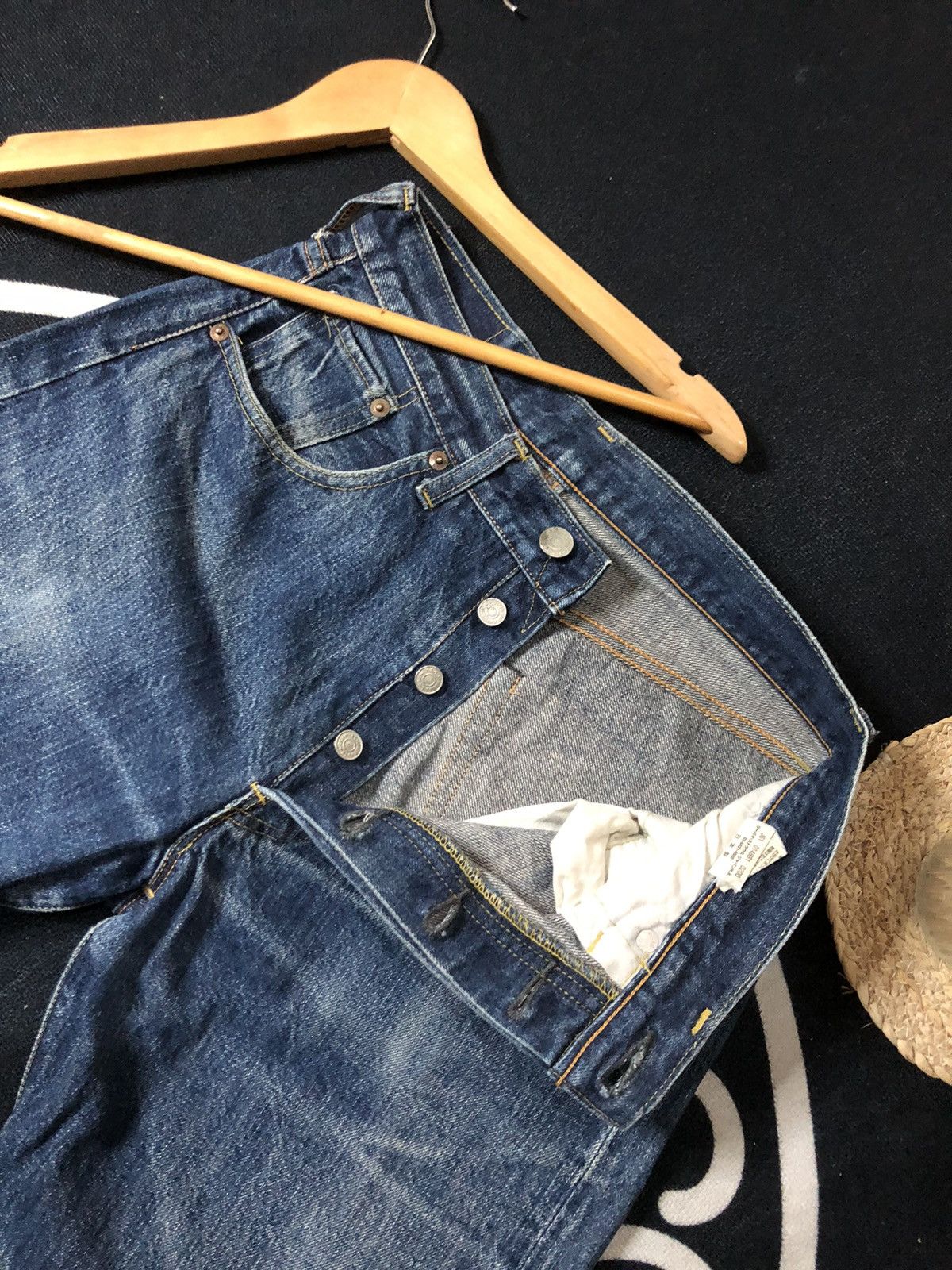 Levi's VINTAGE LEVIS 501 BIG E REPRO 1966 MODEL SELVEDGE DENIM Size US 29 - 4 Thumbnail