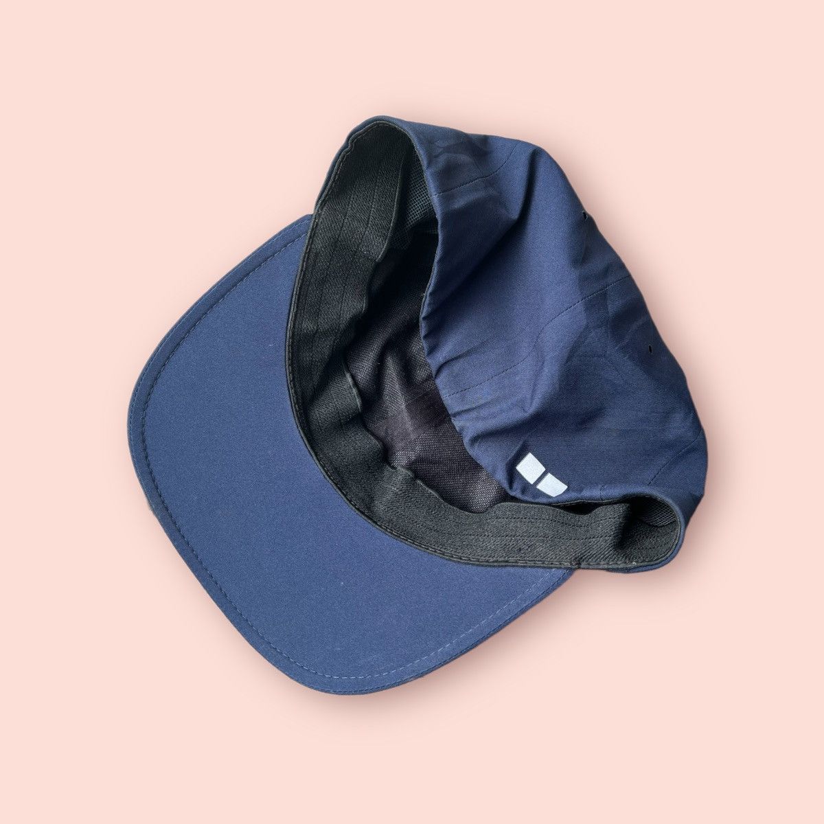 Jun Takahashi × Undercover × Uniqlo RARE UNIQLO SPORTS FITTED HAT Size ONE SIZE - 10 Thumbnail
